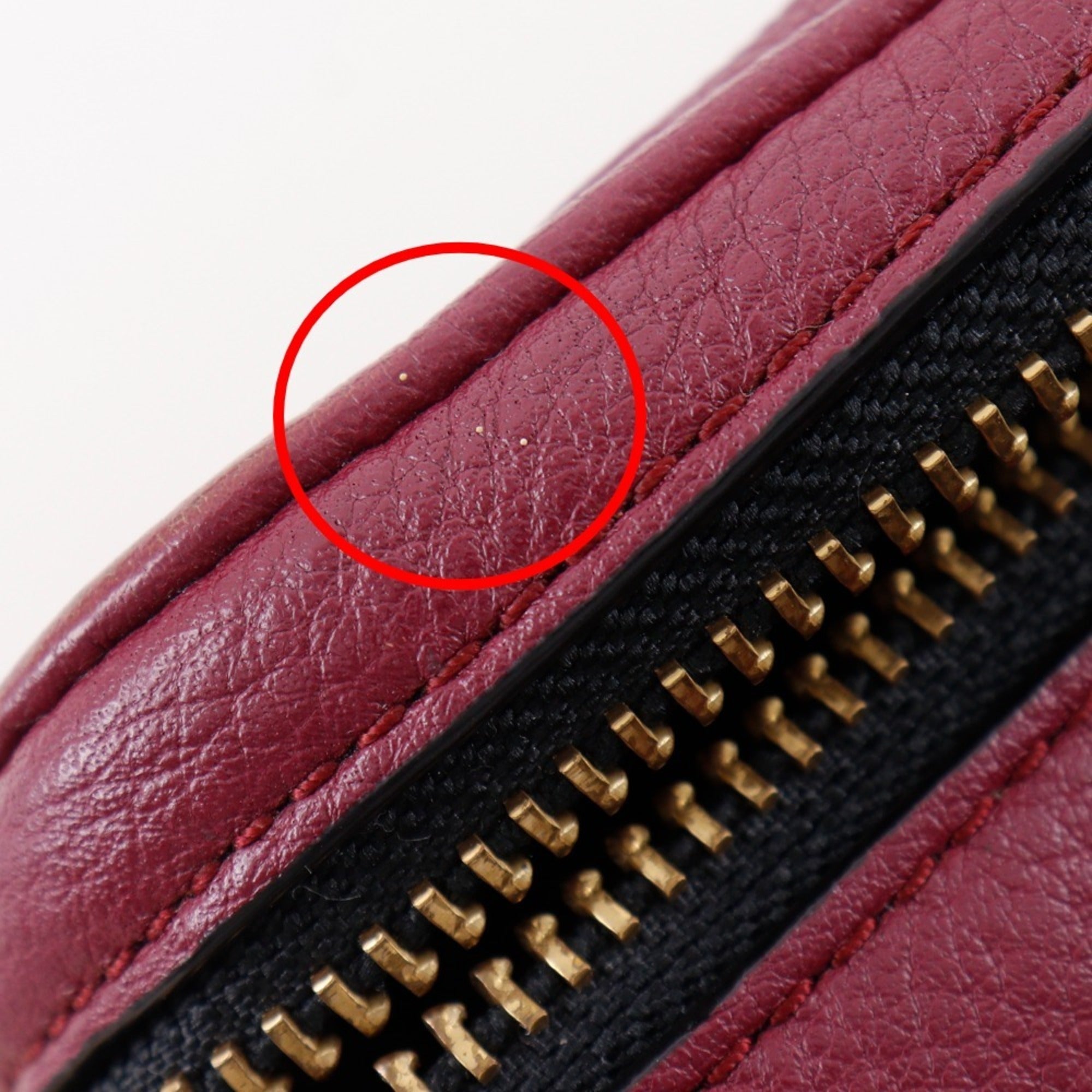 Marc By Marc Jacobs Red Color Leather Shoulder Bag (Pre-Owned)