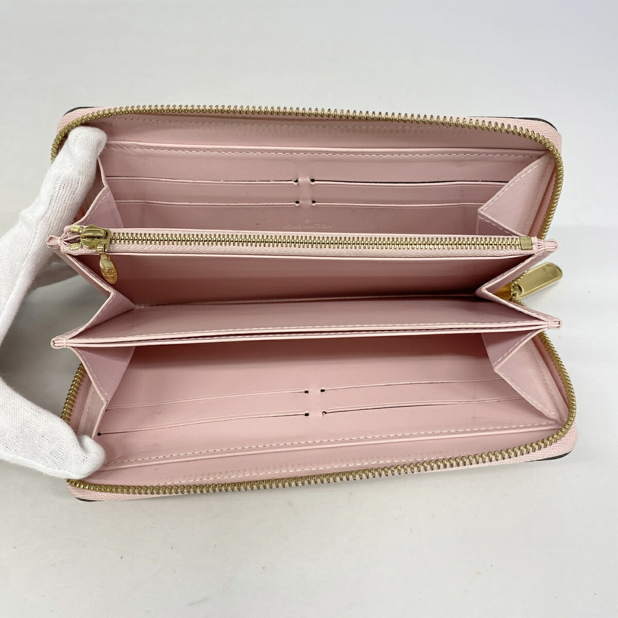Louis Vuitton Rose Ballerine Long Wallet (Bi-Fold) (Pre-Owned)