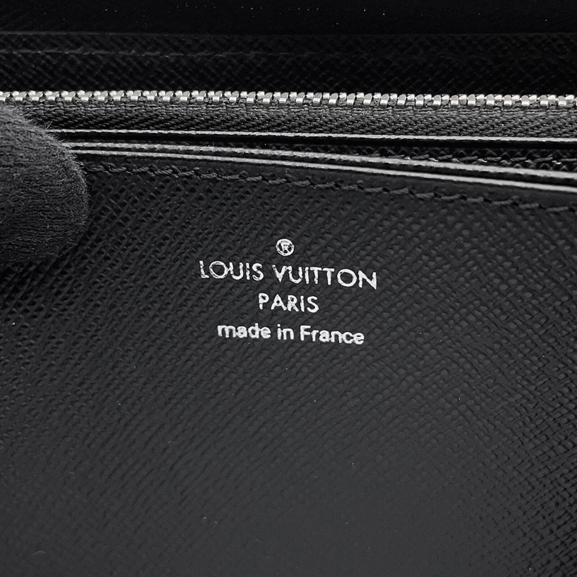 Louis Vuitton Black Noir Epi Leather Coin Purse/Coin Case (Pre-Owned)