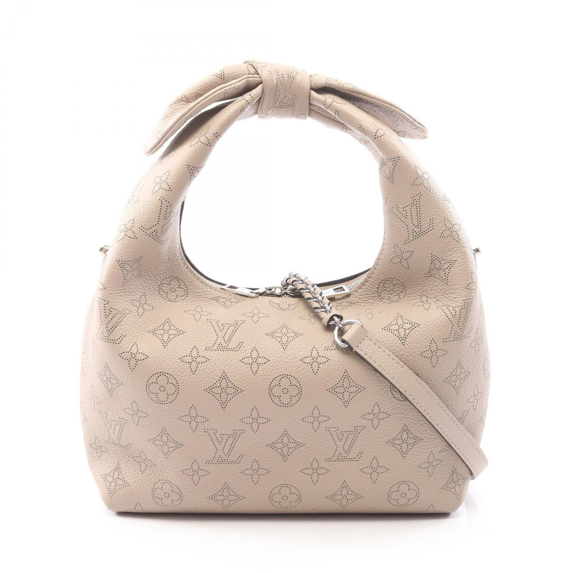 Louis Vuitton Beige Leather Handbag (Pre-Owned)