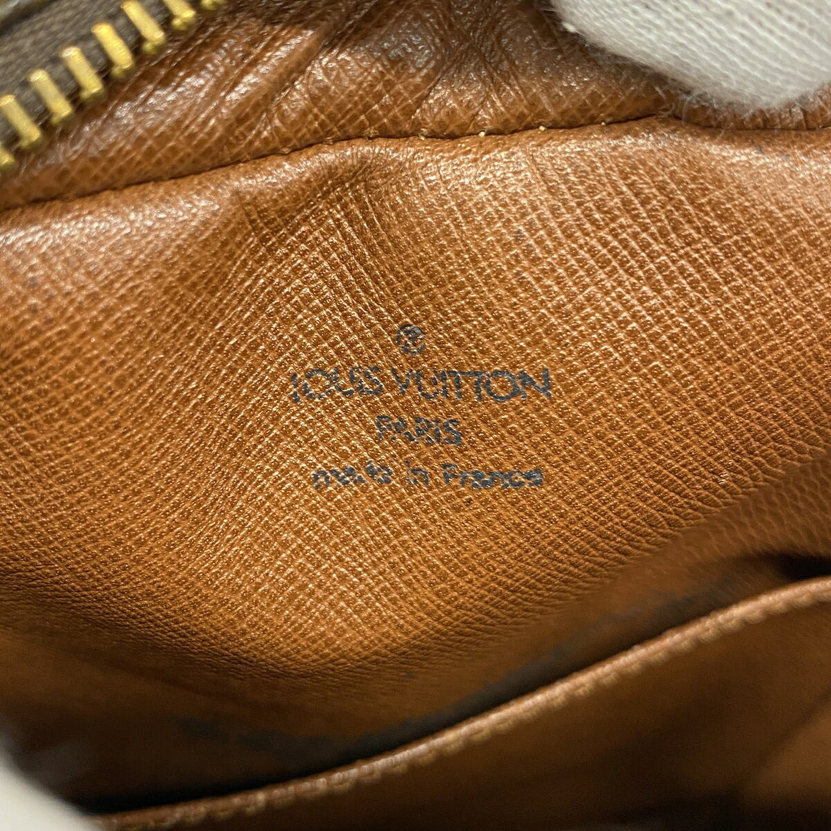Louis Vuitton Brown Shoulder Bag (Pre-Owned)