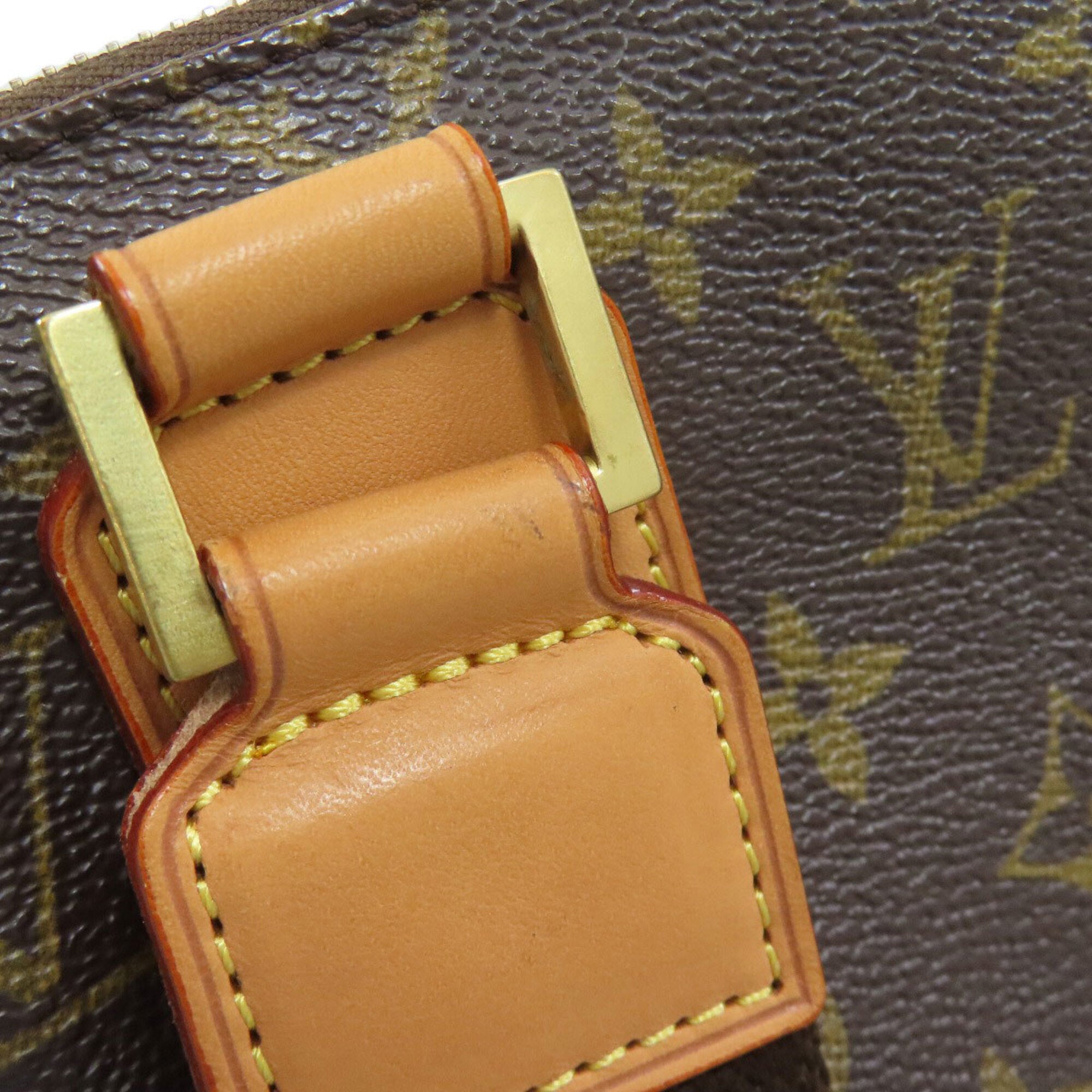 Louis Vuitton Monogram Monogram Pochette Shoulder Bag (Pre-Owned)