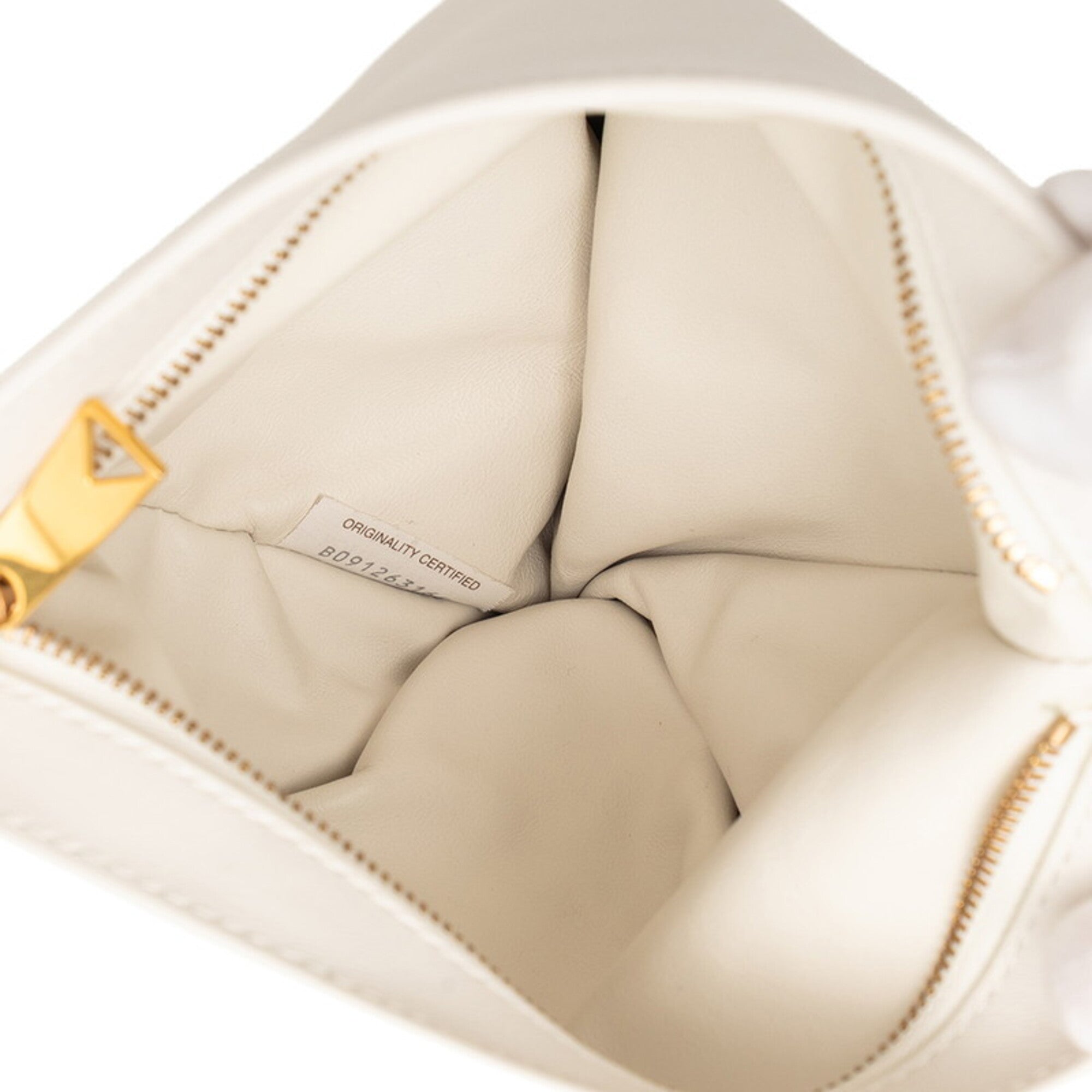 Bottega Veneta White Leather Handbag (Pre-Owned)