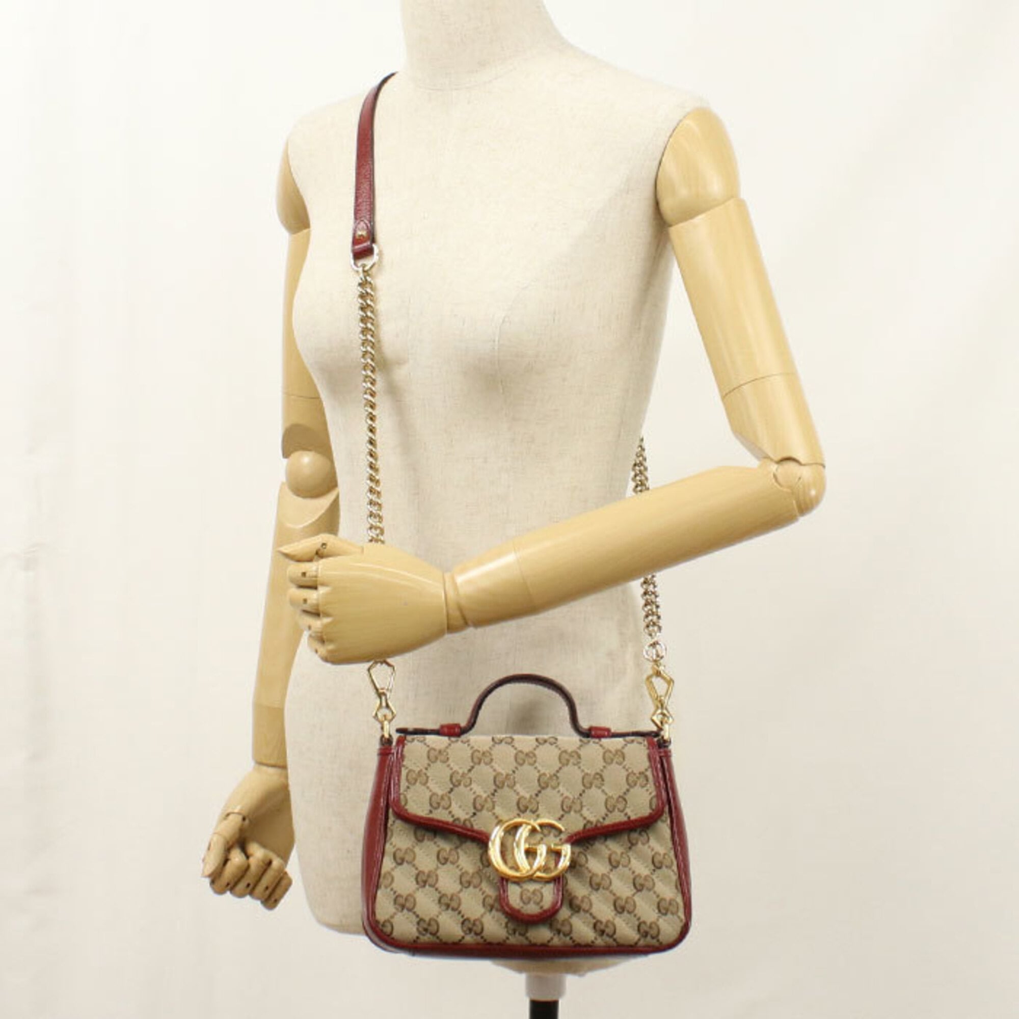 Gucci Beige Gg Canvas Leather Handbag (Pre-Owned)