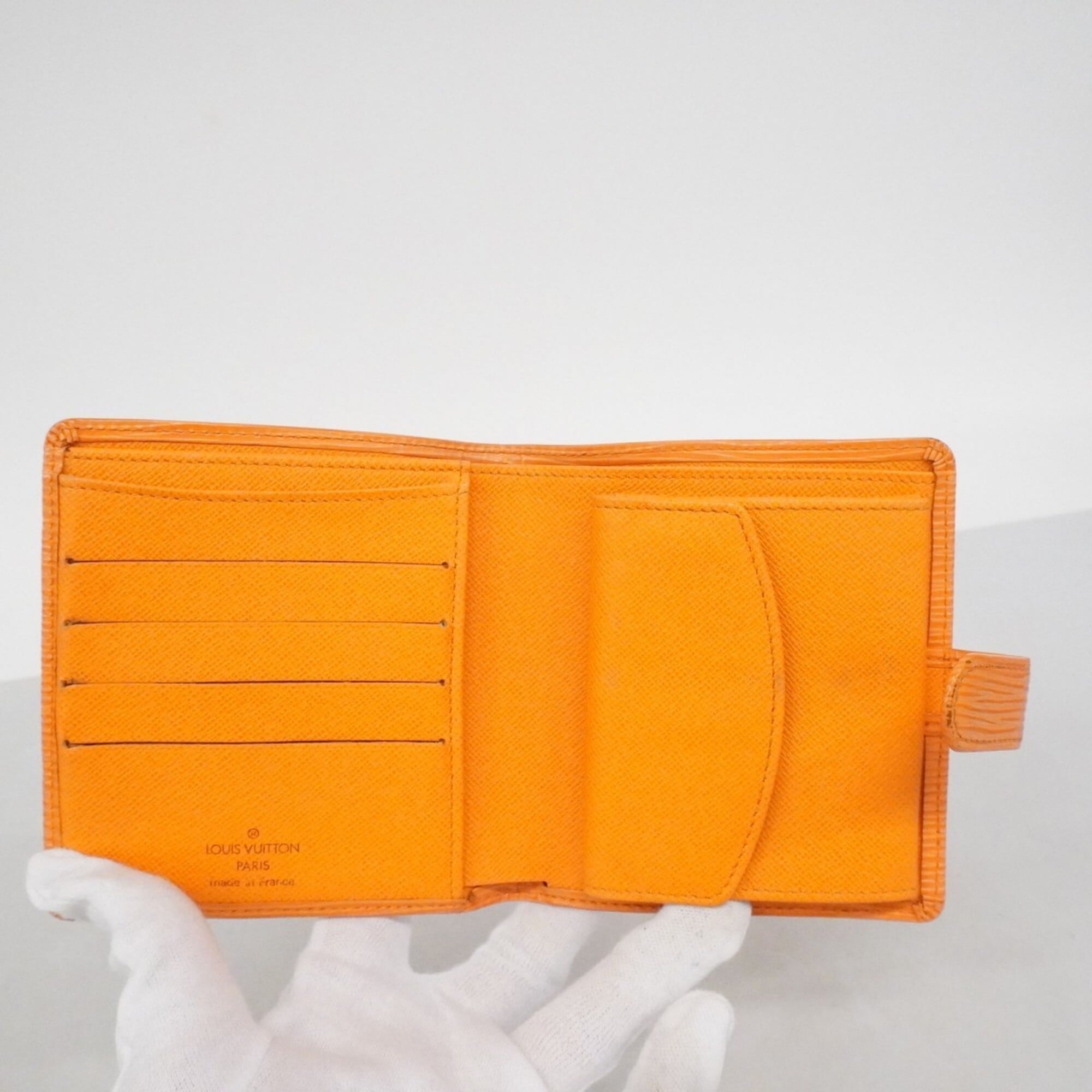 Louis Vuitton Mandarin Wallet (Bi-Fold) (Pre-Owned)