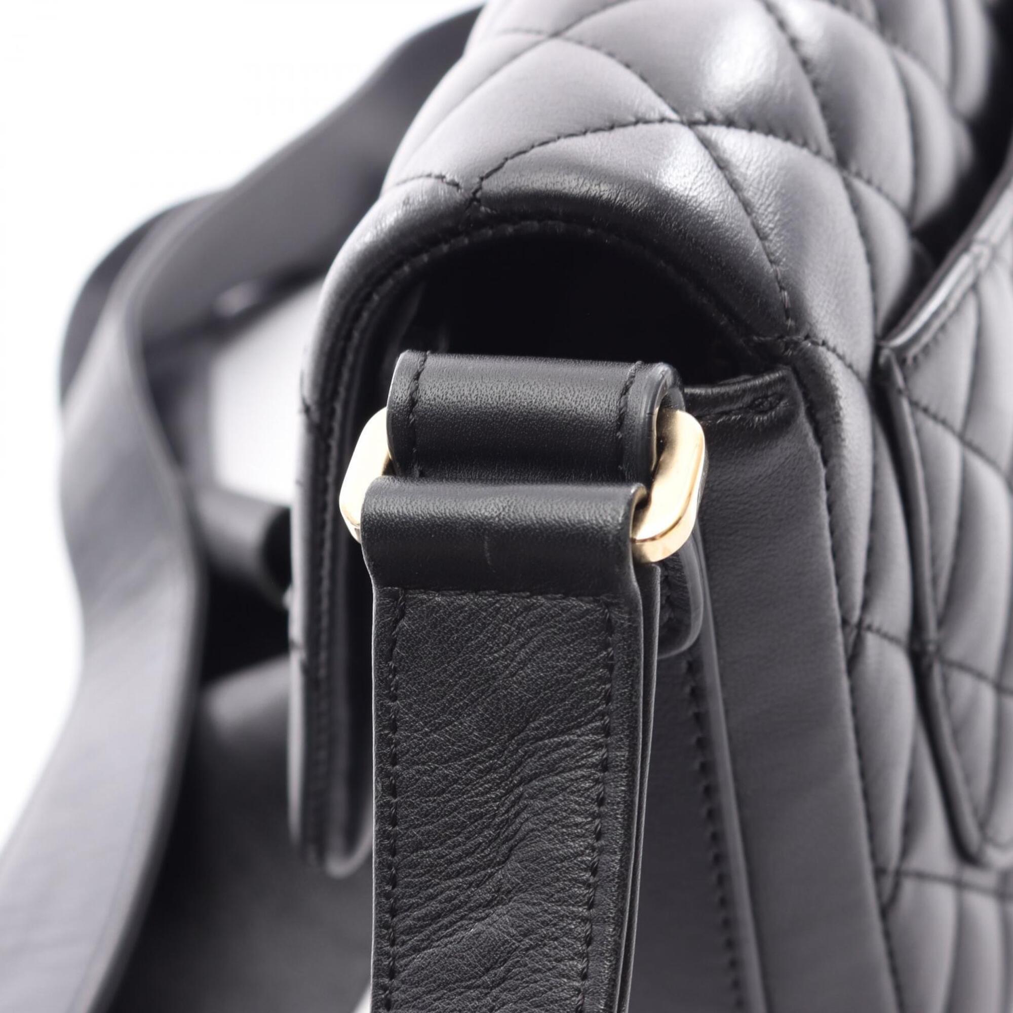Chanel Black Leather Handbag Shoulder Bag (Pre-Owned)