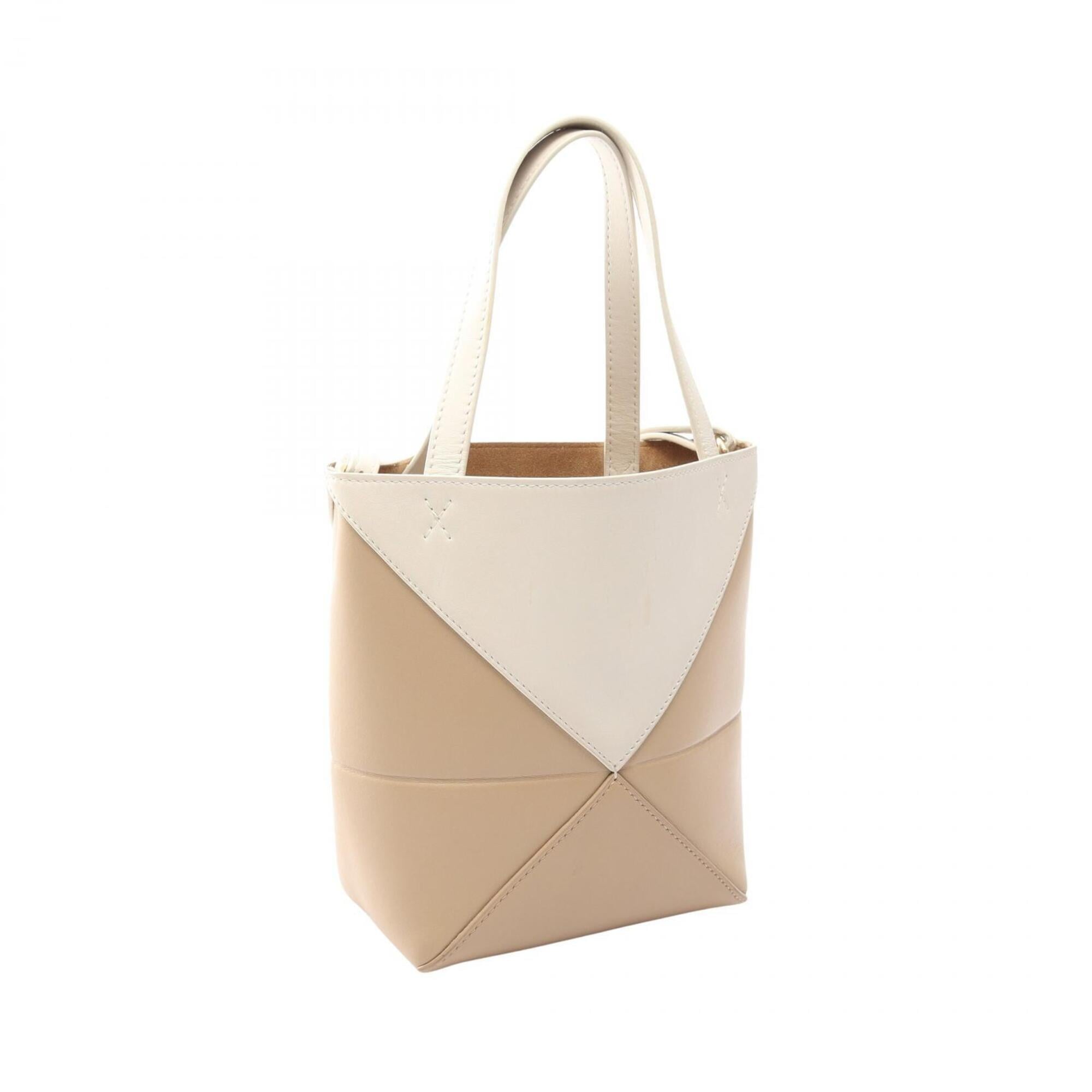 Loewe Beige Ivory Leather Handbag (Pre-Owned)