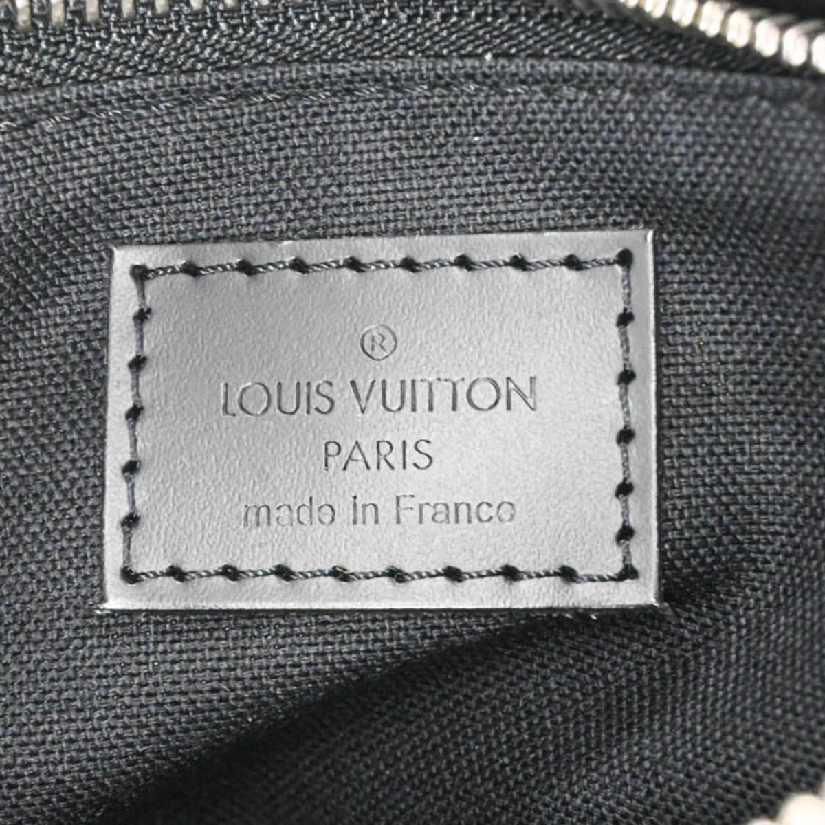 Louis Vuitton Epi Black Epi Leather Clutch Bag (Pre-Owned)
