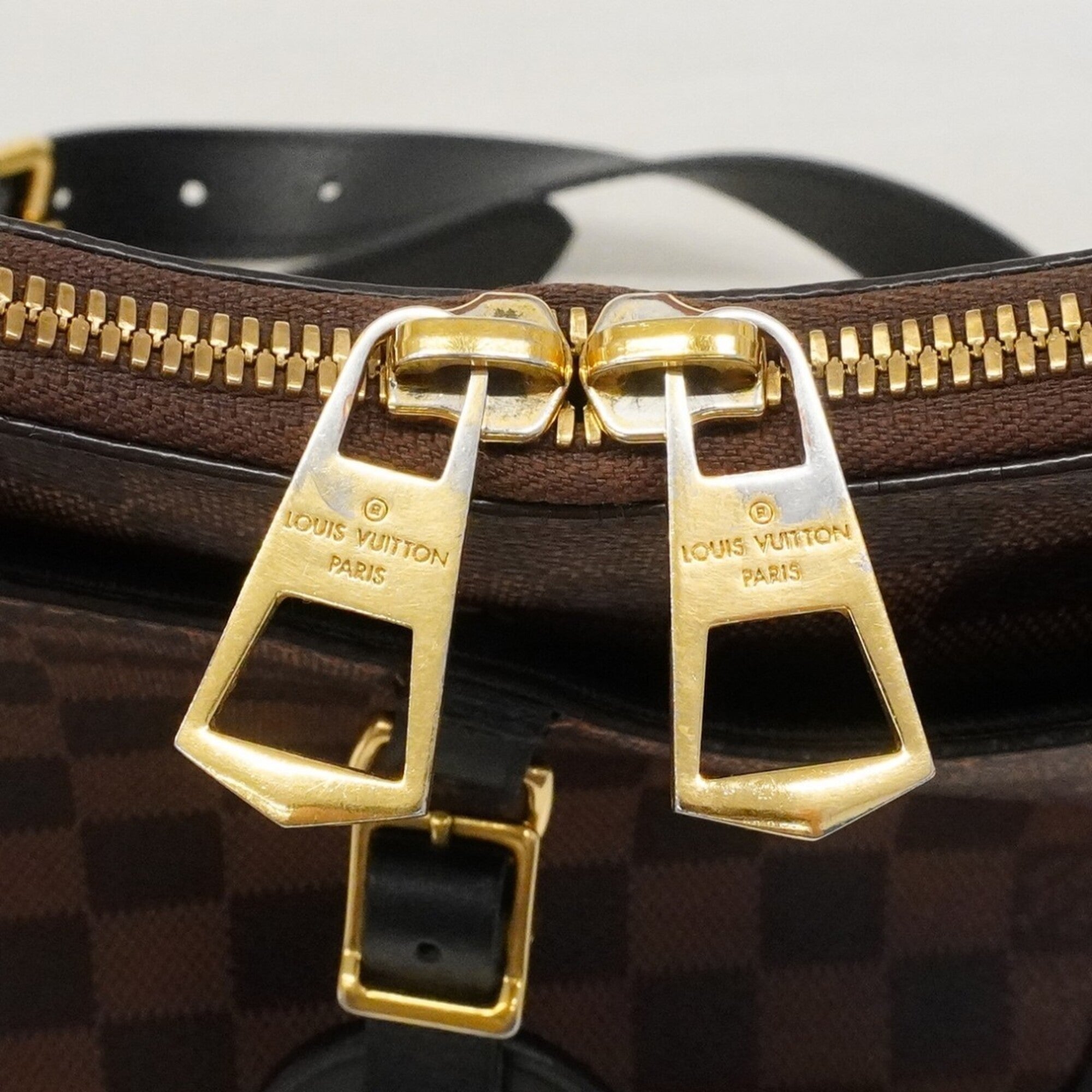 Louis Vuitton Ebene Shoulder Bag (Pre-Owned)