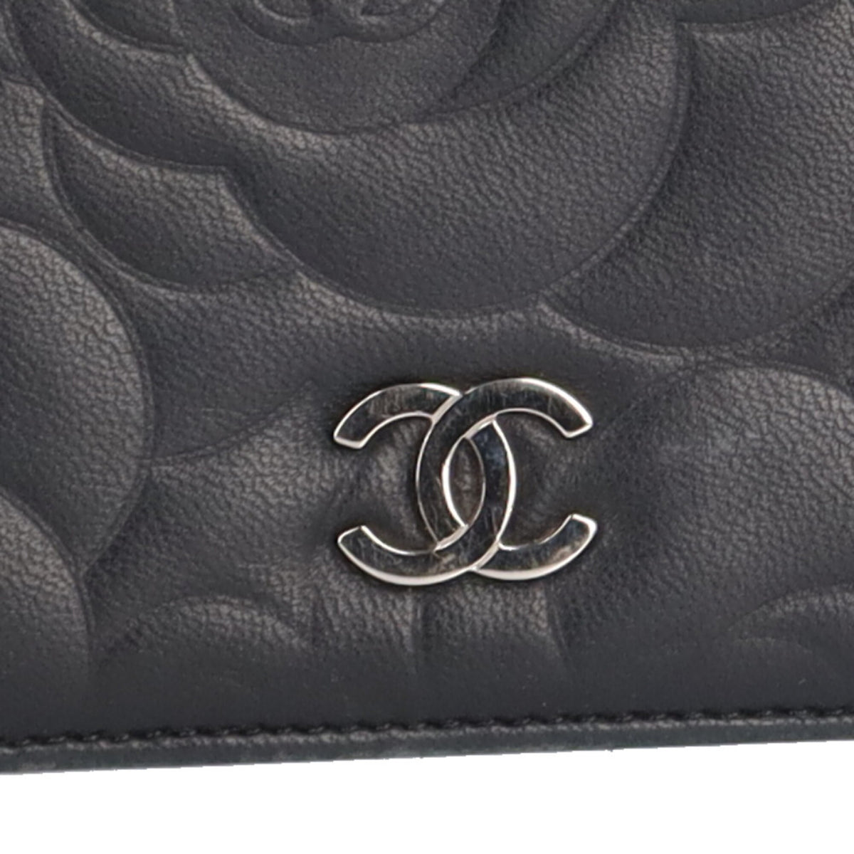 Chanel Black Leather Wallet (Bi-Fold) (Pre-Owned)