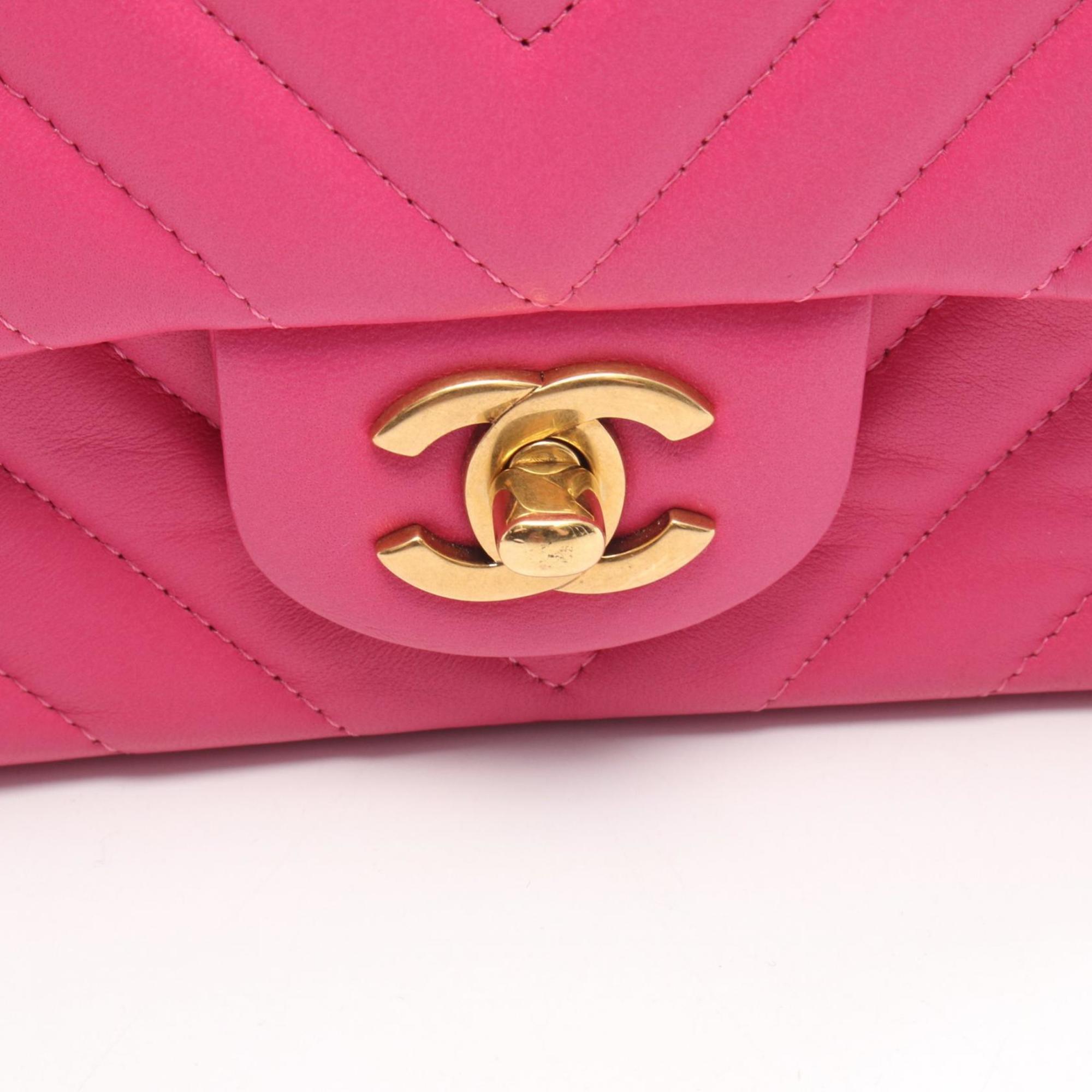 Chanel Pink Leather Handbag Shoulder Bag (Pre-Owned)
