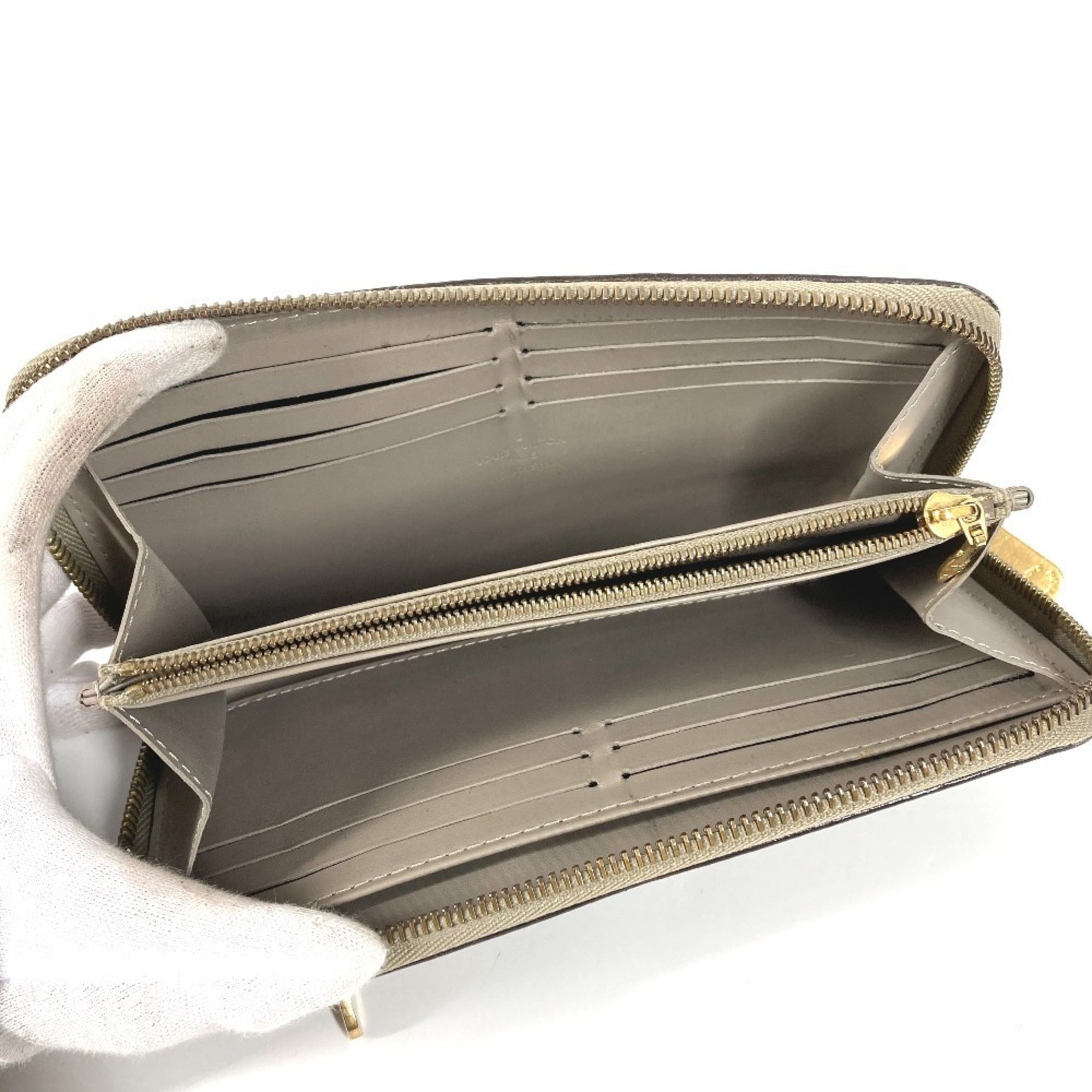 Louis Vuitton Galle Gray Velone Suhali Leather Long Wallet (Bi-Fold) (Pre-Owned)