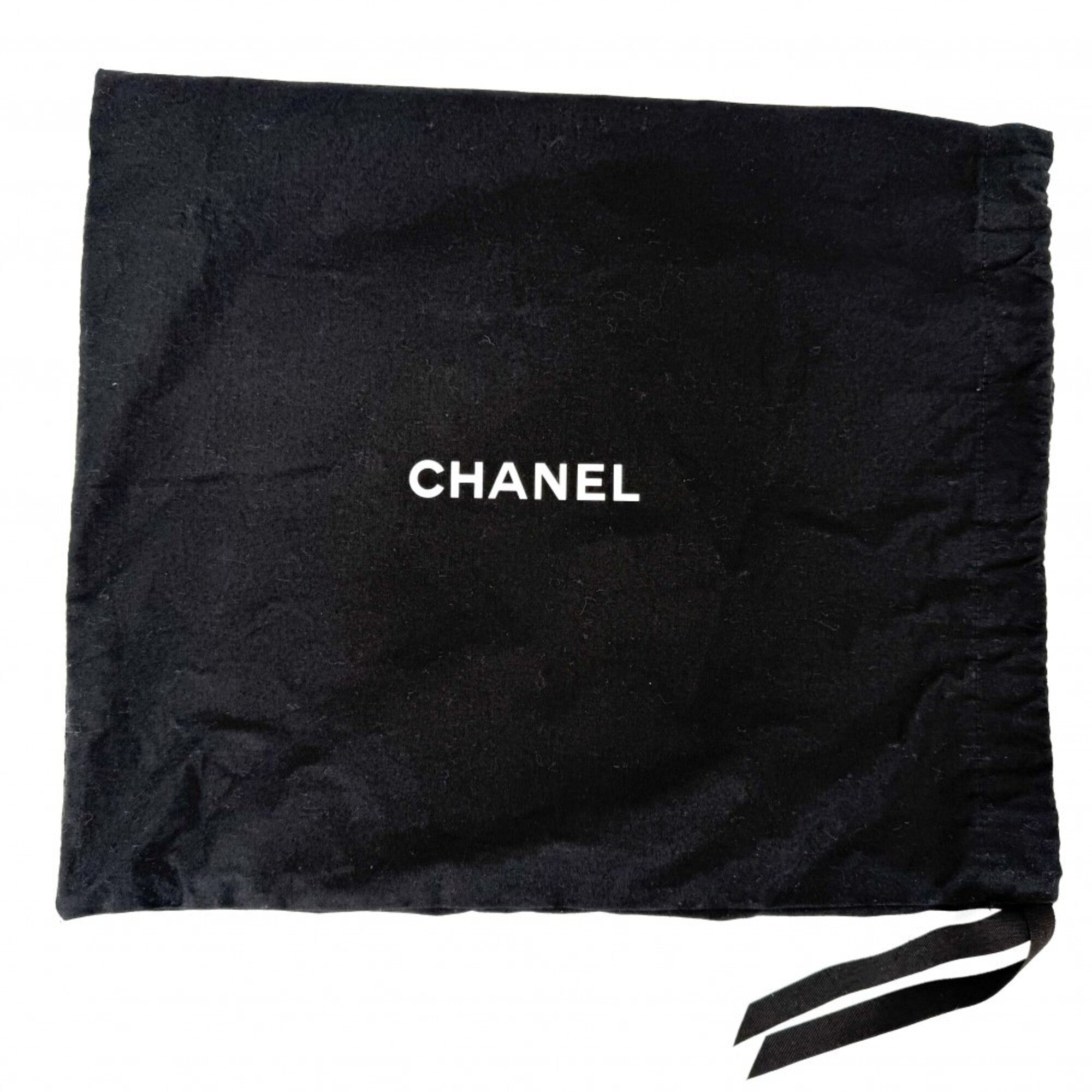 Chanel Black White Grained Calfskin Handbag Shoulder Bag (Pre-Owned)