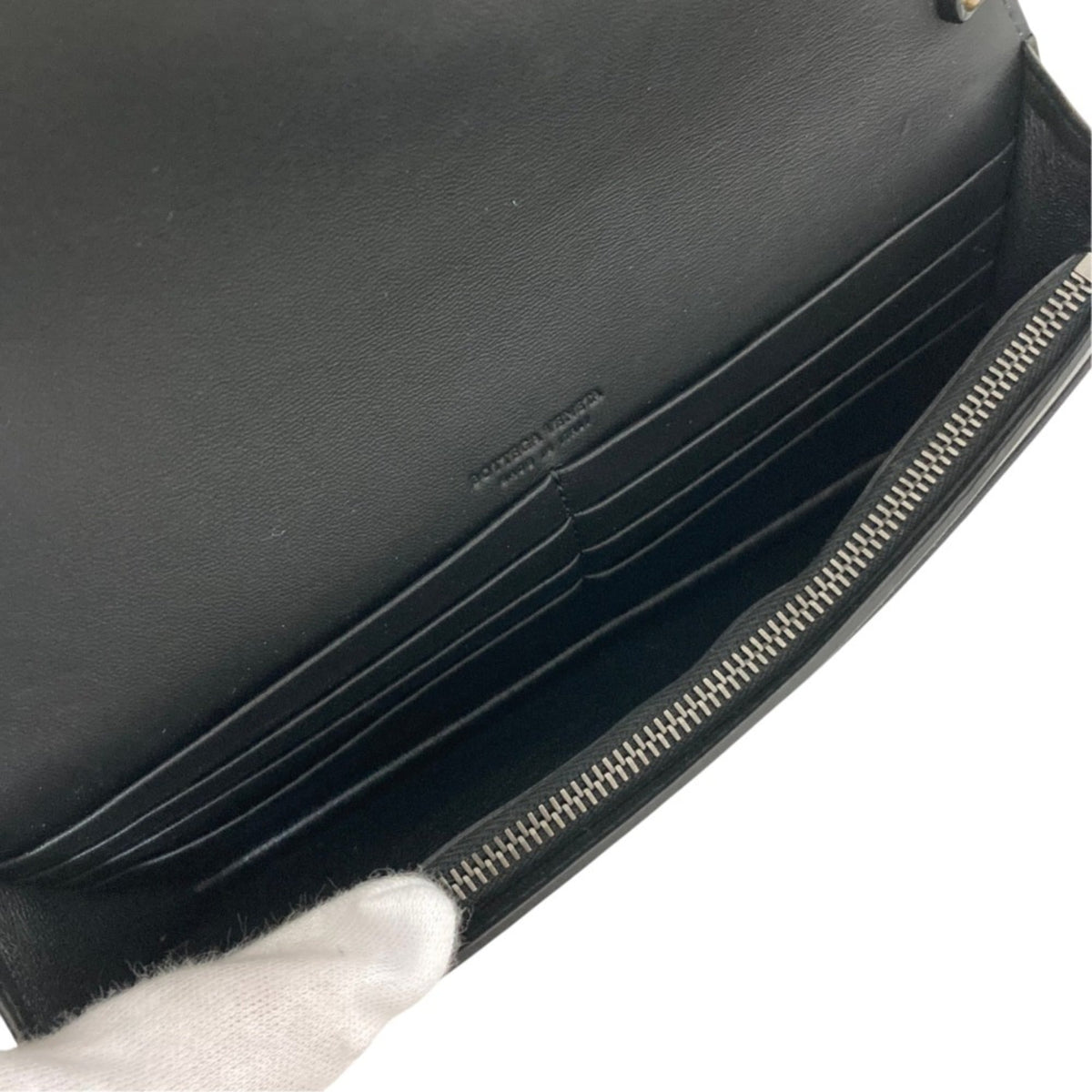 Bottega Veneta Intrecciato Black Intrecciato Shoulder Bag (Pre-Owned)
