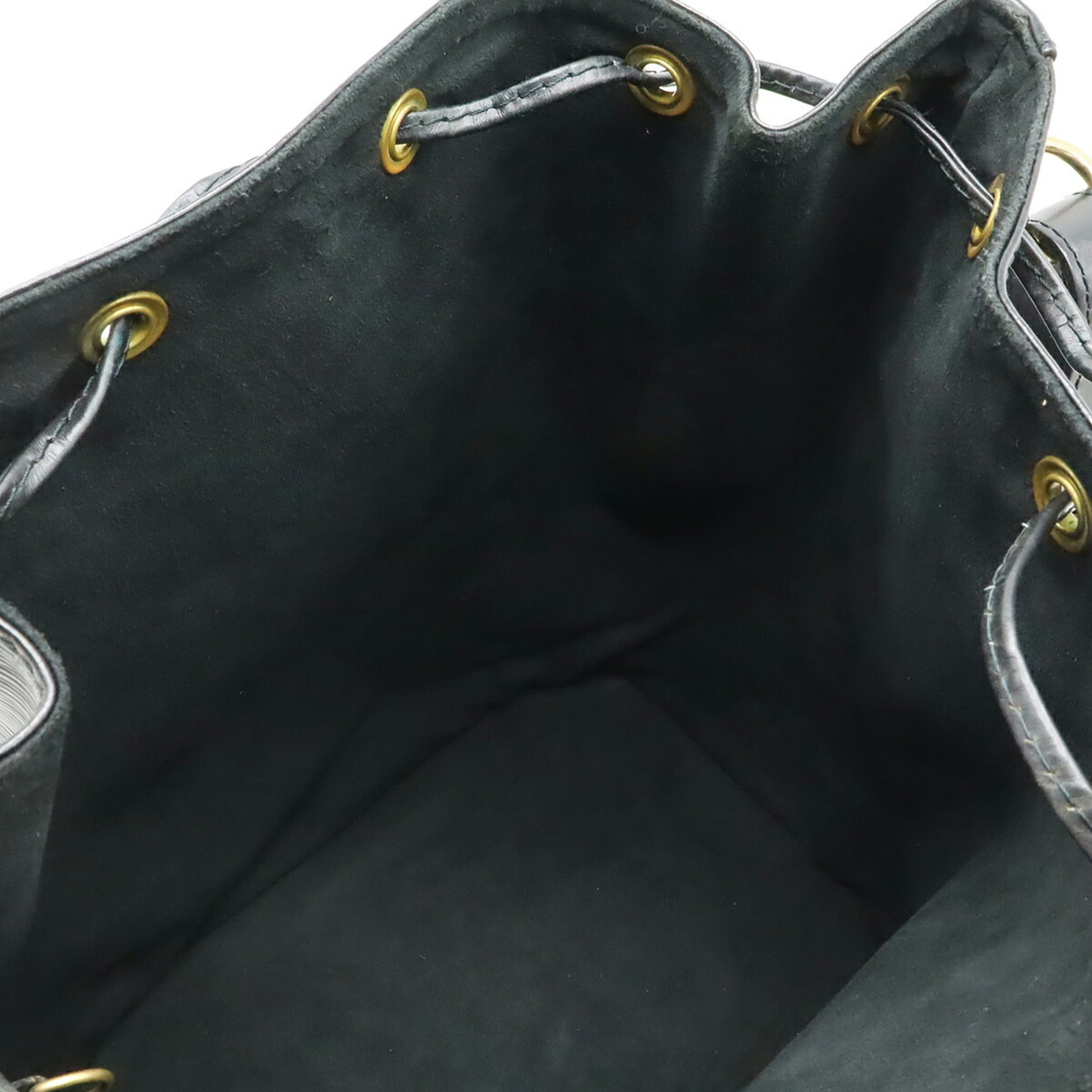 Louis Vuitton Black Noir Epi Leather Shoulder Bag (Pre-Owned)