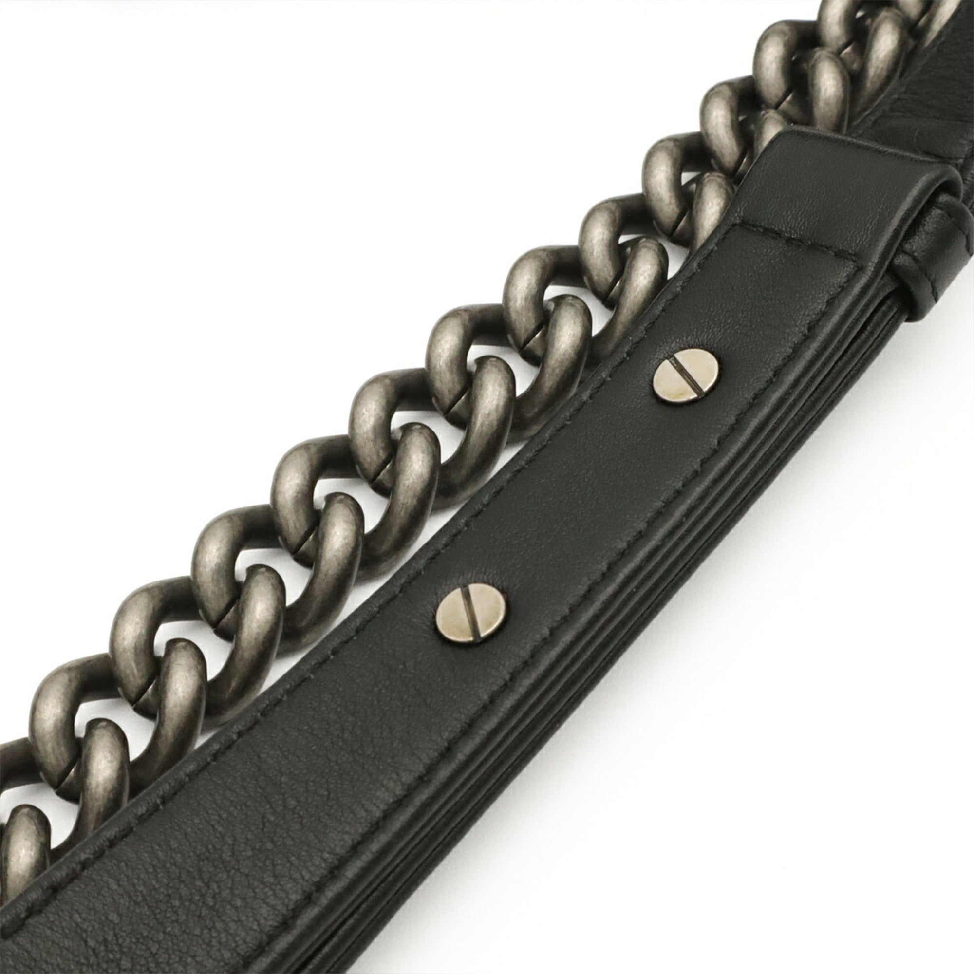 Chanel Black Leather Shoulder Bag (Pre-Owned)
