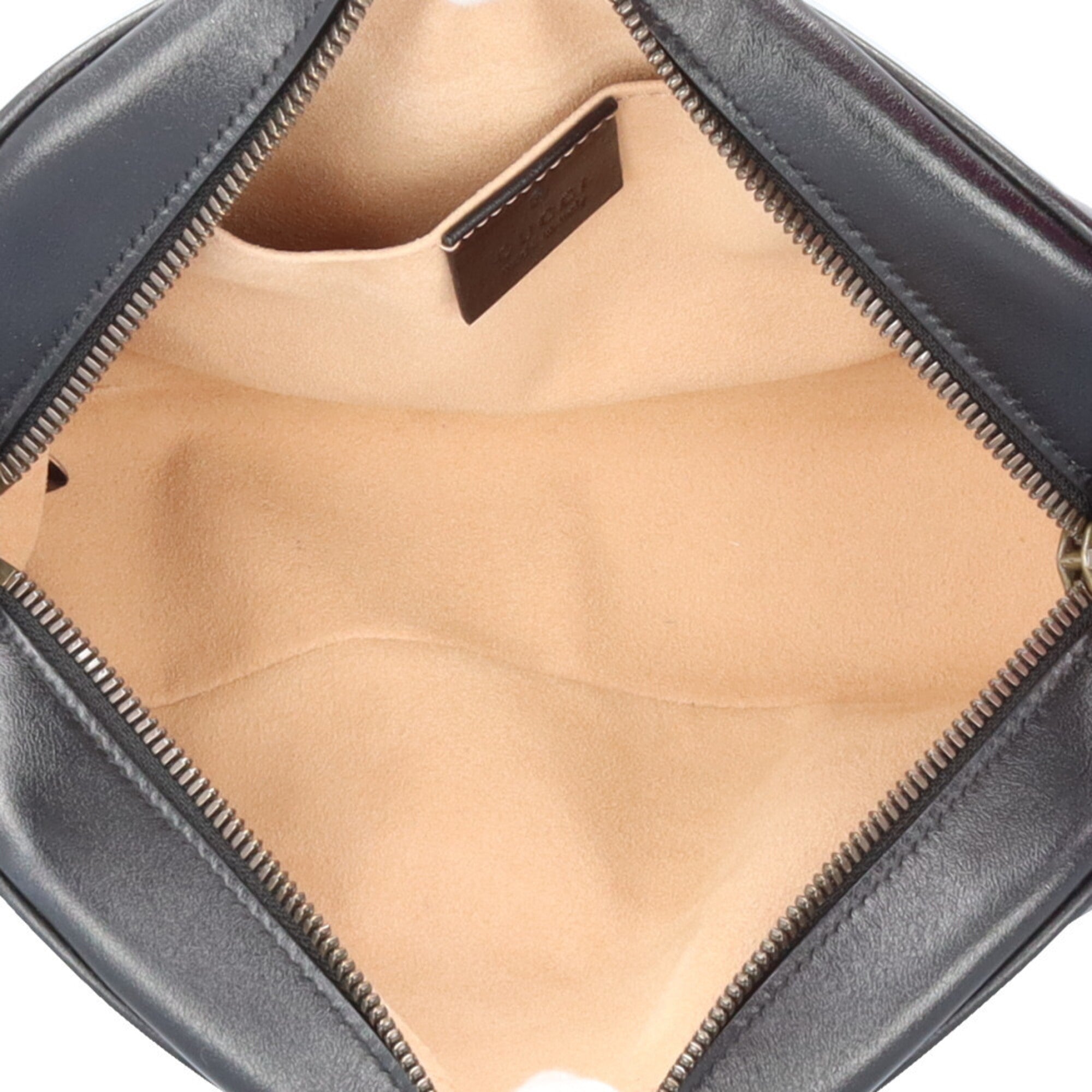 Gucci Gg Marmont Black Leather Shoulder Bag (Pre-Owned)