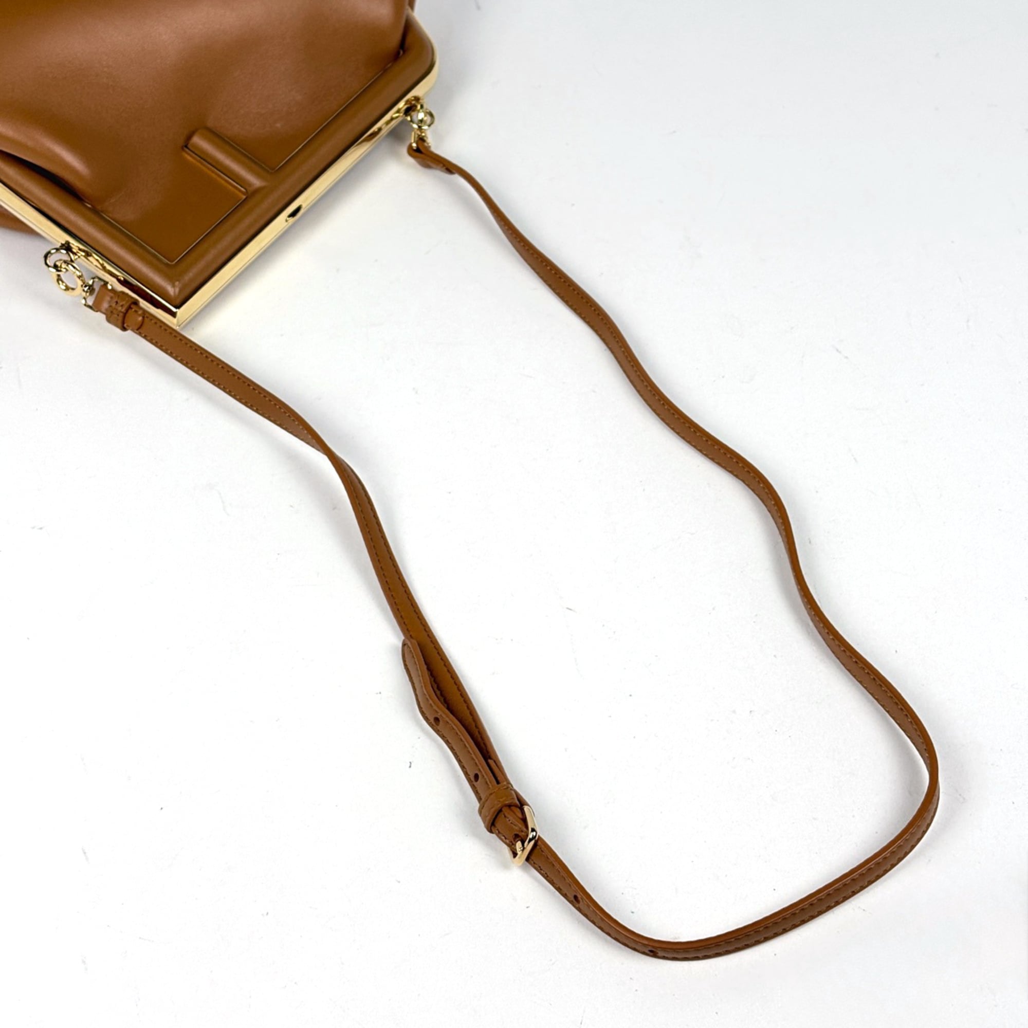 Fendi Brown Leather Shoulder Bag (Pre-Owned)