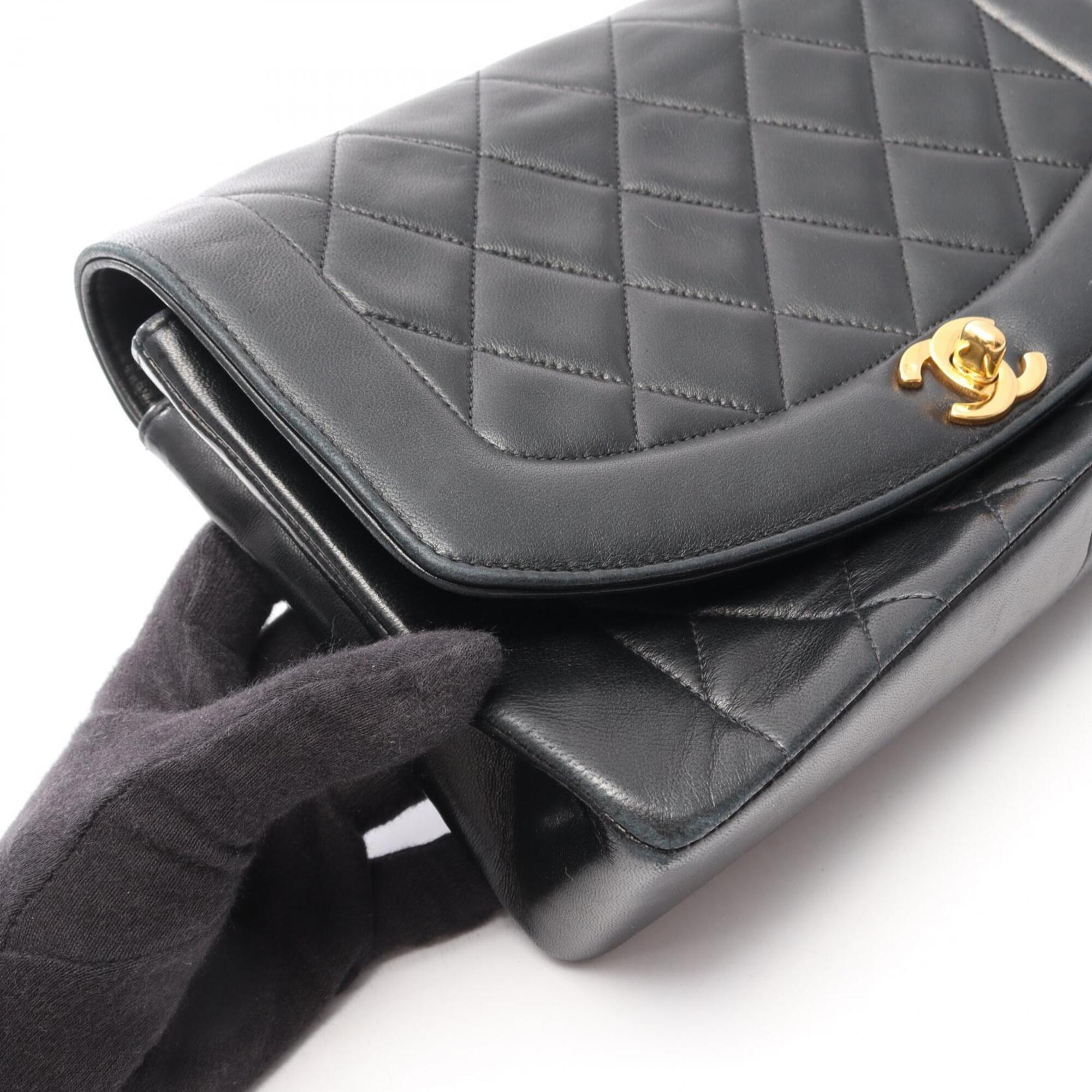 Chanel Black Leather Handbag Shoulder Bag (Pre-Owned)