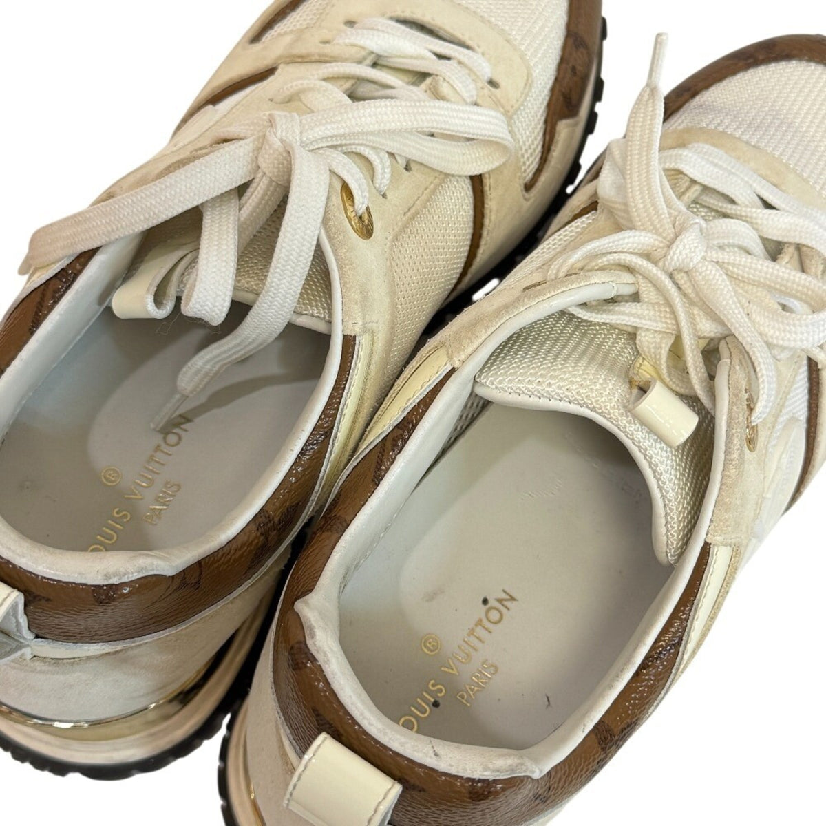 Louis Vuitton White Sneakers (Pre-Owned)