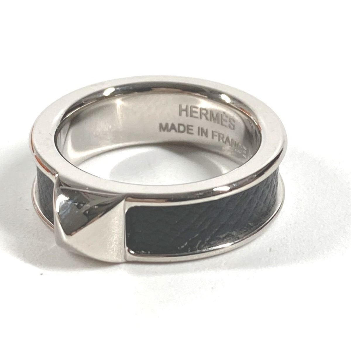 Hermes Black Leather Metal Band Ring (Pre-Owned)