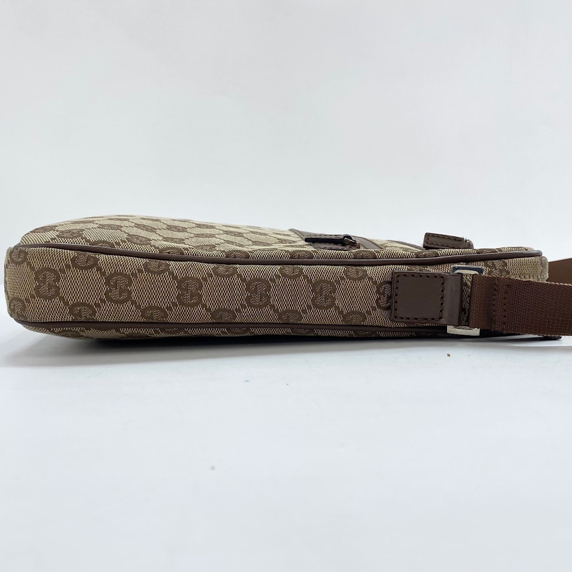 Gucci Brown Shoulder Bag (Pre-Owned)