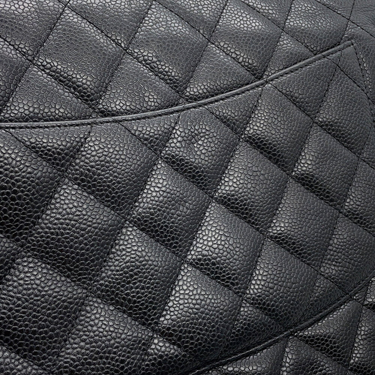 Chanel Matelasse Black Grained Calfskin Handbag Shoulder Bag (Pre-Owned)