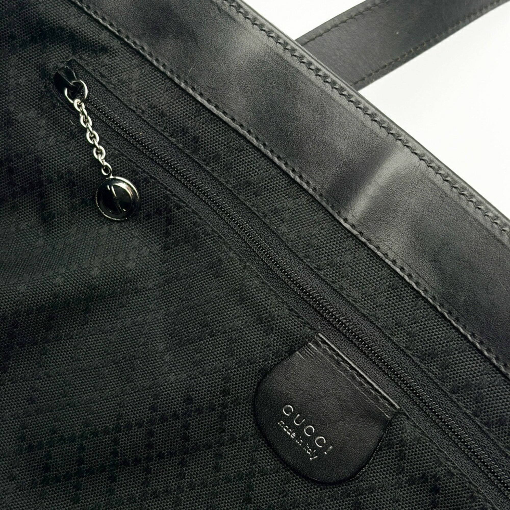 Gucci Black Nylon Leather Tote Bag (Pre-Owned)