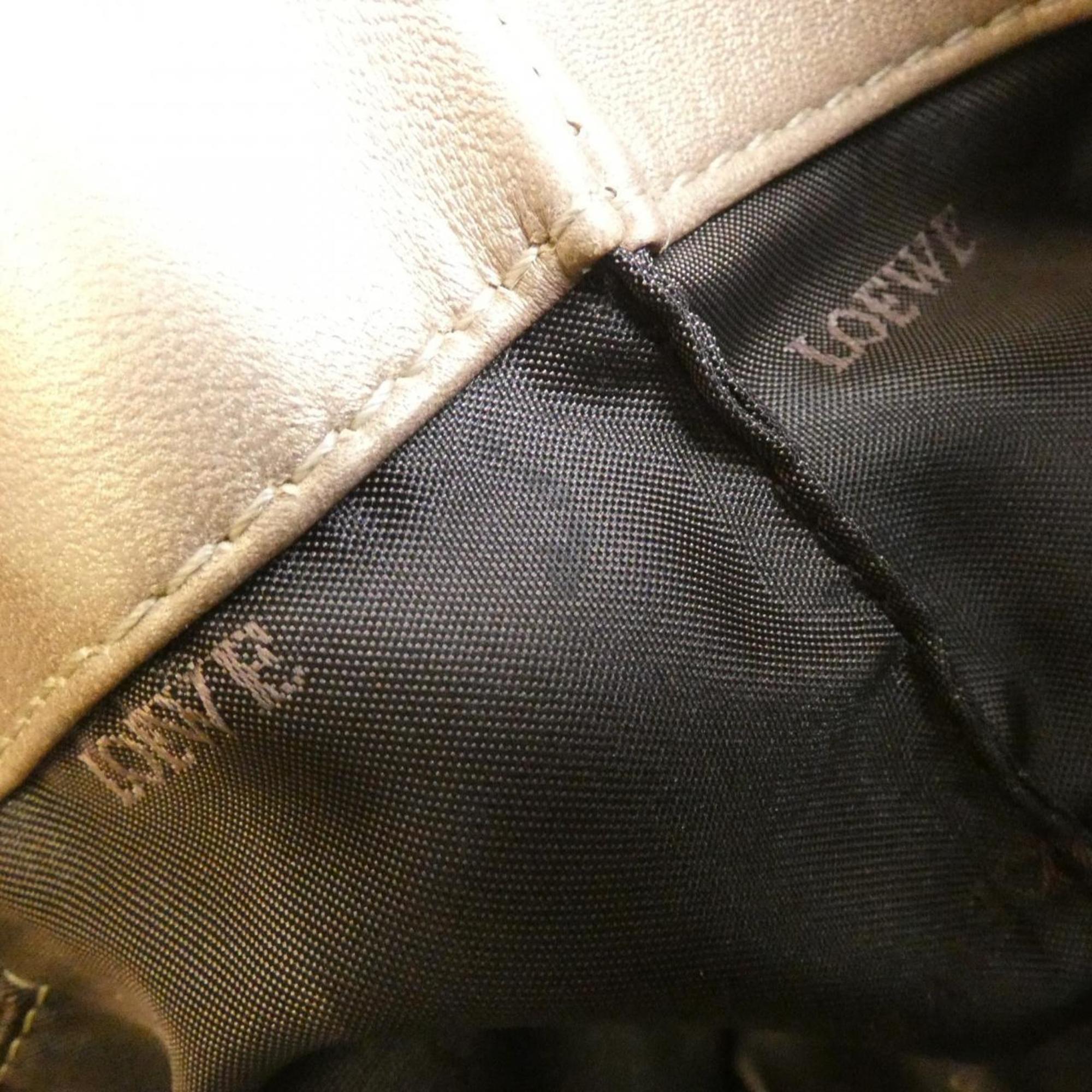 Loewe Gold Leather Handbag (Pre-Owned)