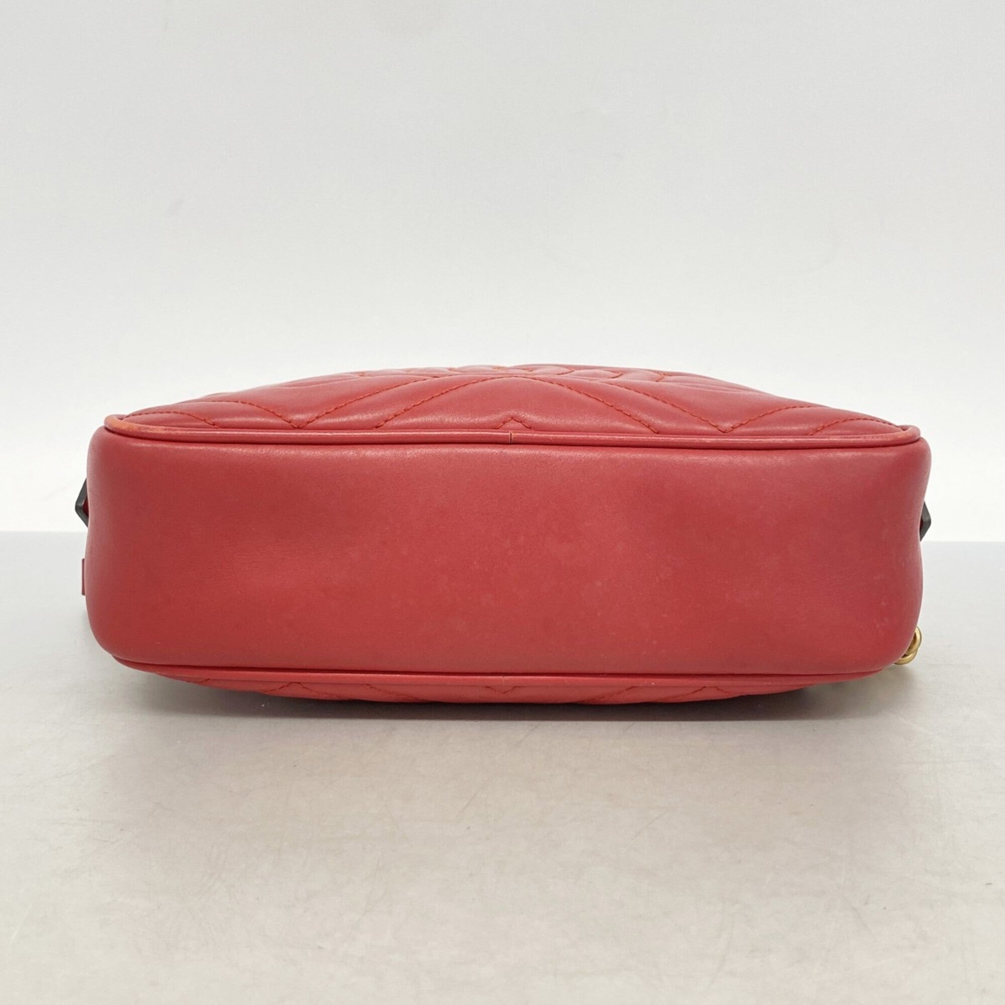 Gucci Red Color Leather Shoulder Bag (Pre-Owned)