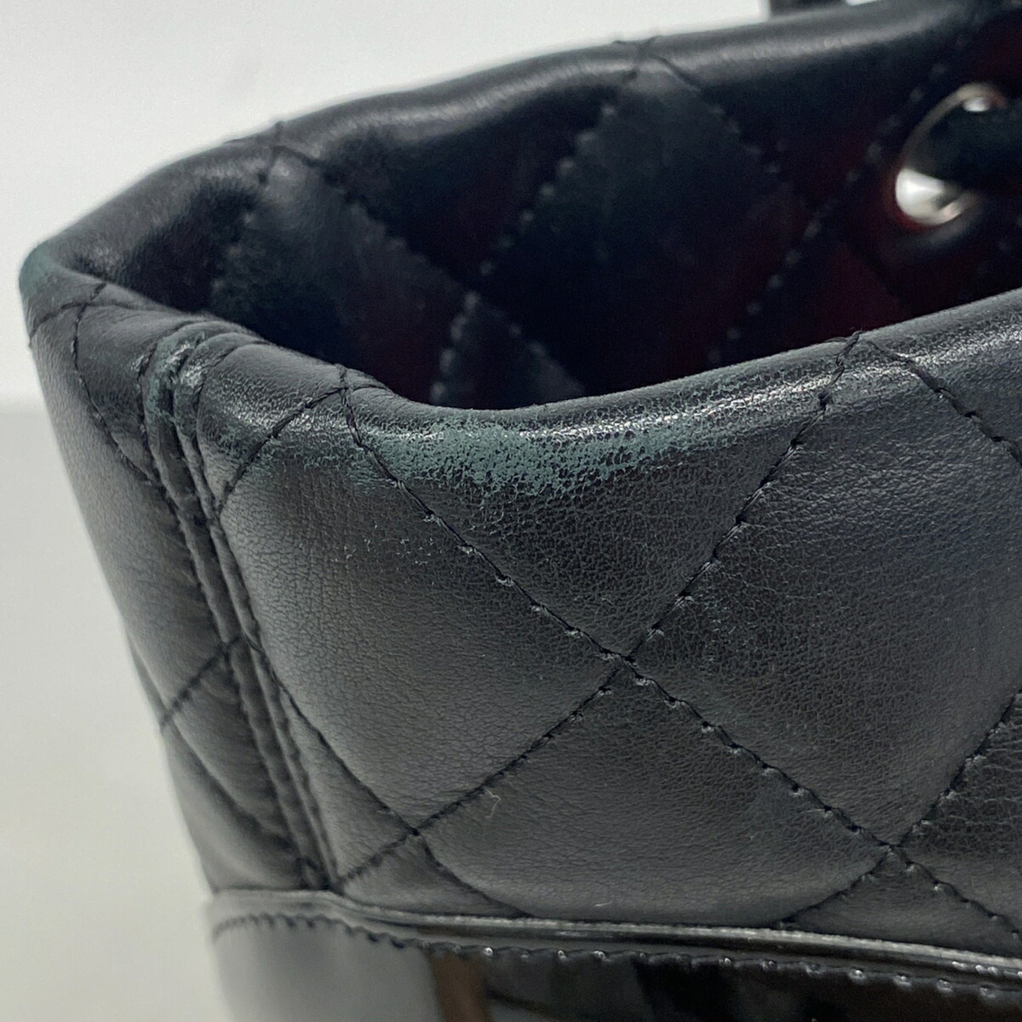 Chanel Black Leather Tote Bag (Pre-Owned)
