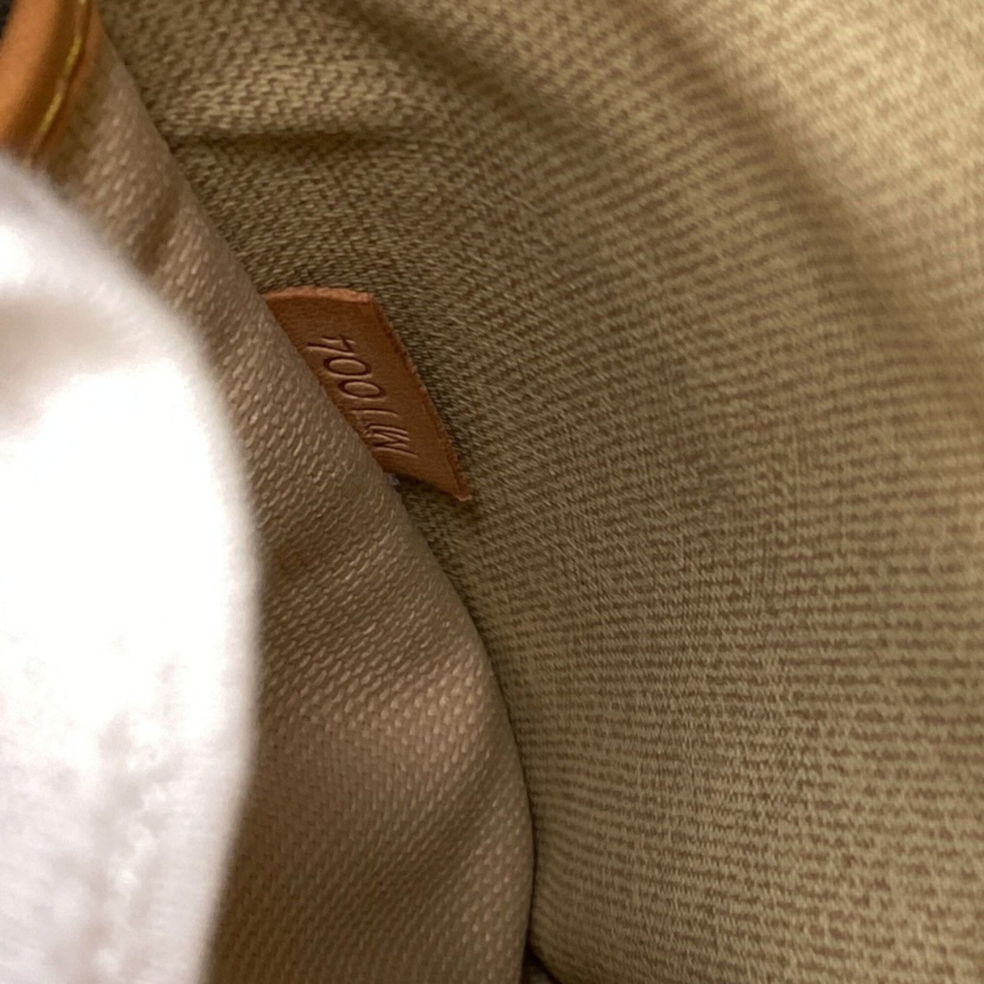 Louis Vuitton Monogram Monogram Canvas Tote Bag (Pre-Owned)