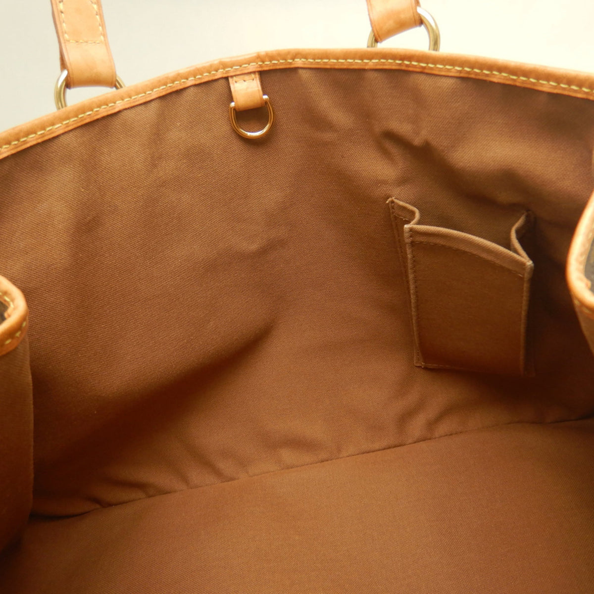 Louis Vuitton Brown Monogram Monogram Shoulder Bag (Pre-Owned)