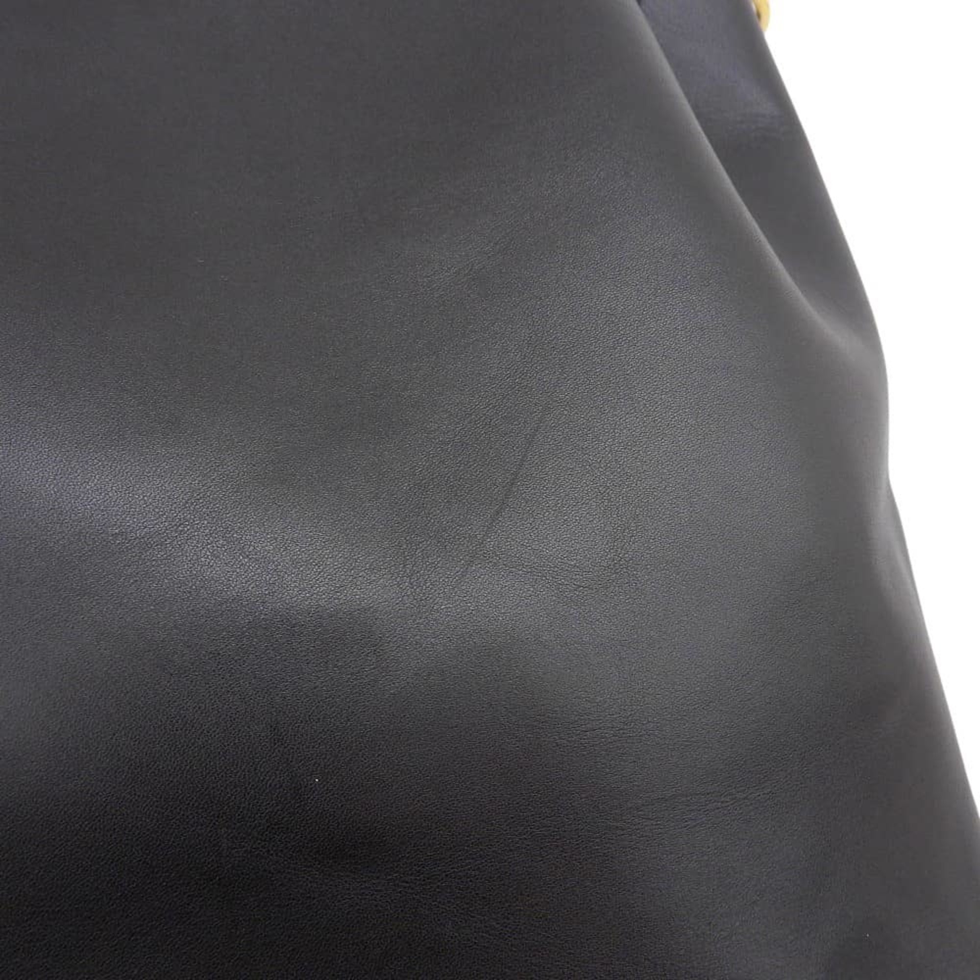 Salvatore Ferragamo Black Leather Handbag Pouch Shoulder Bag (Pre-Owned)