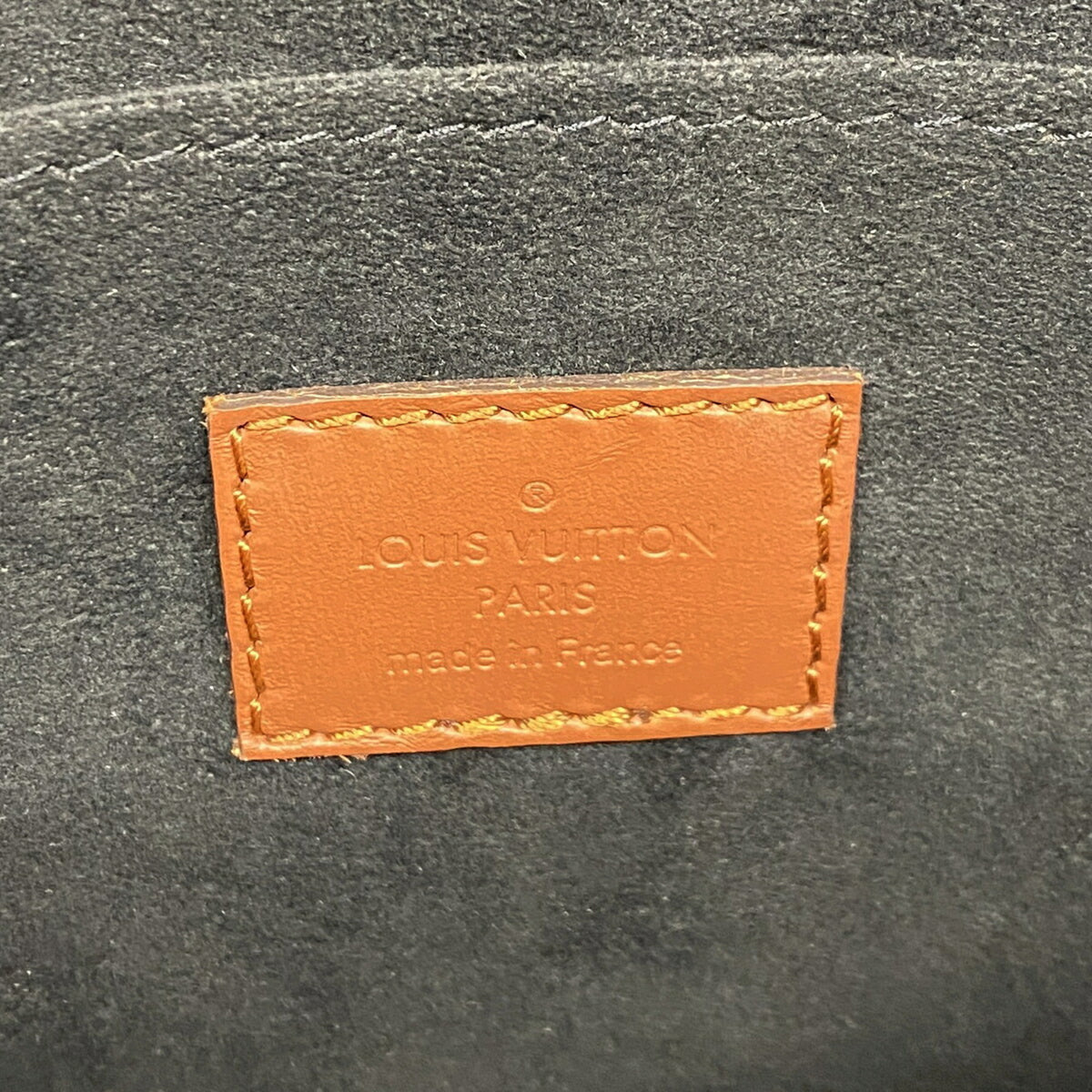 Louis Vuitton Brown Shoulder Bag (Pre-Owned)