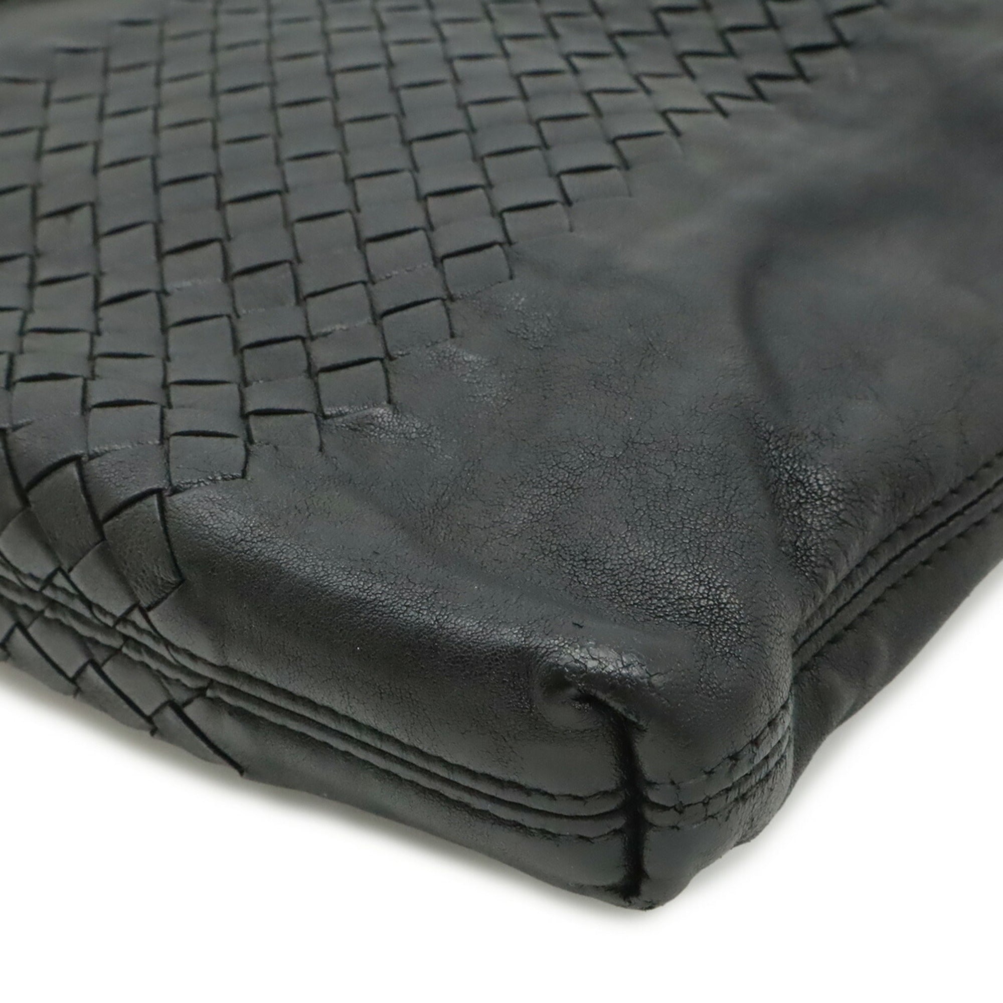 Bottega Veneta Intrecciato Black Leather Shoulder Bag (Pre-Owned)