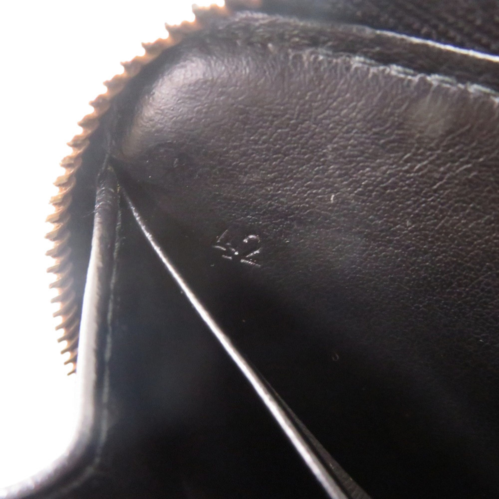 Prada Black Leather Coin Purse/Coin Case (Pre-Owned)