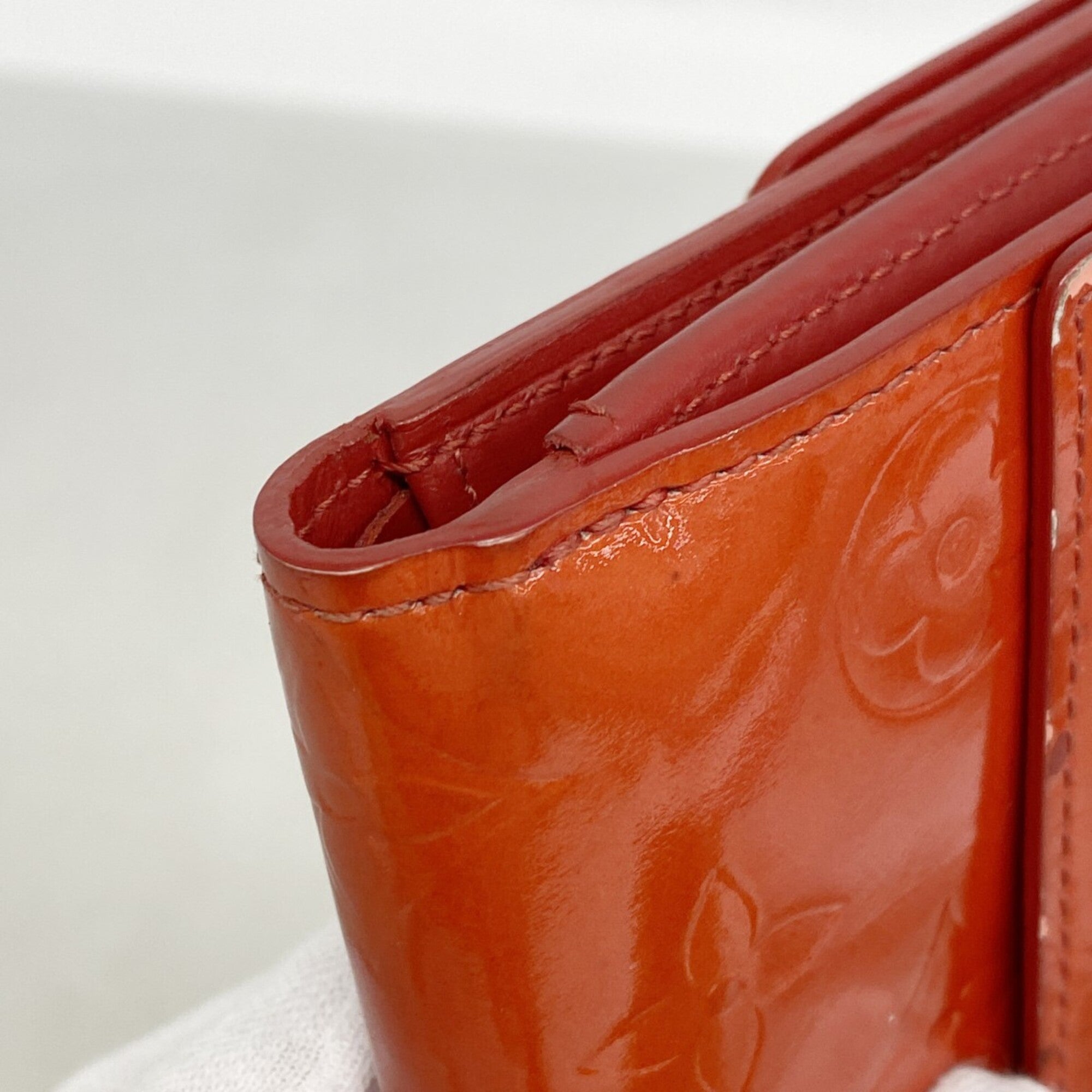 Louis Vuitton Rouge Wallet (Tri-Fold) (Pre-Owned)