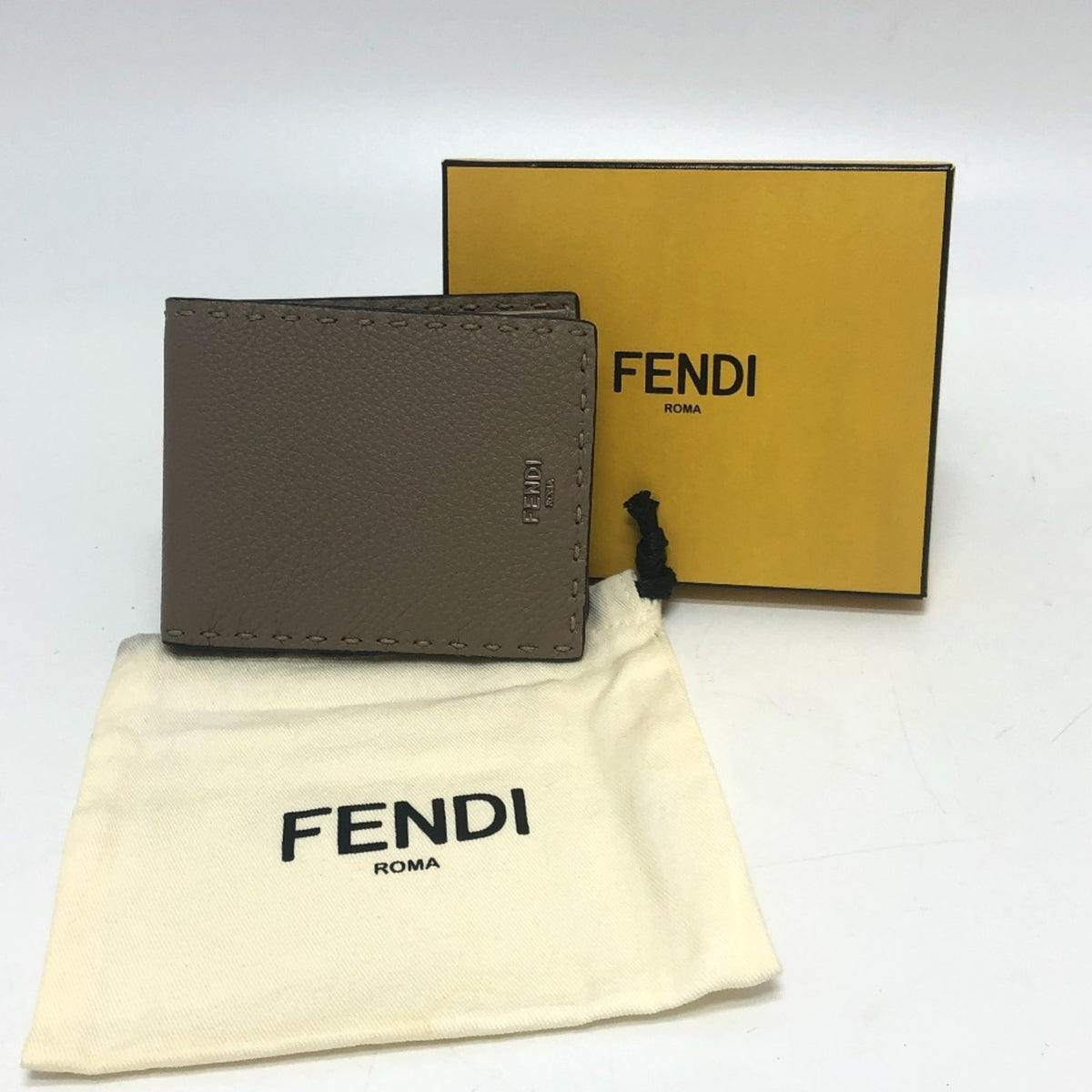 Fendi Gray Leather Wallet (Bi-Fold) (Pre-Owned)