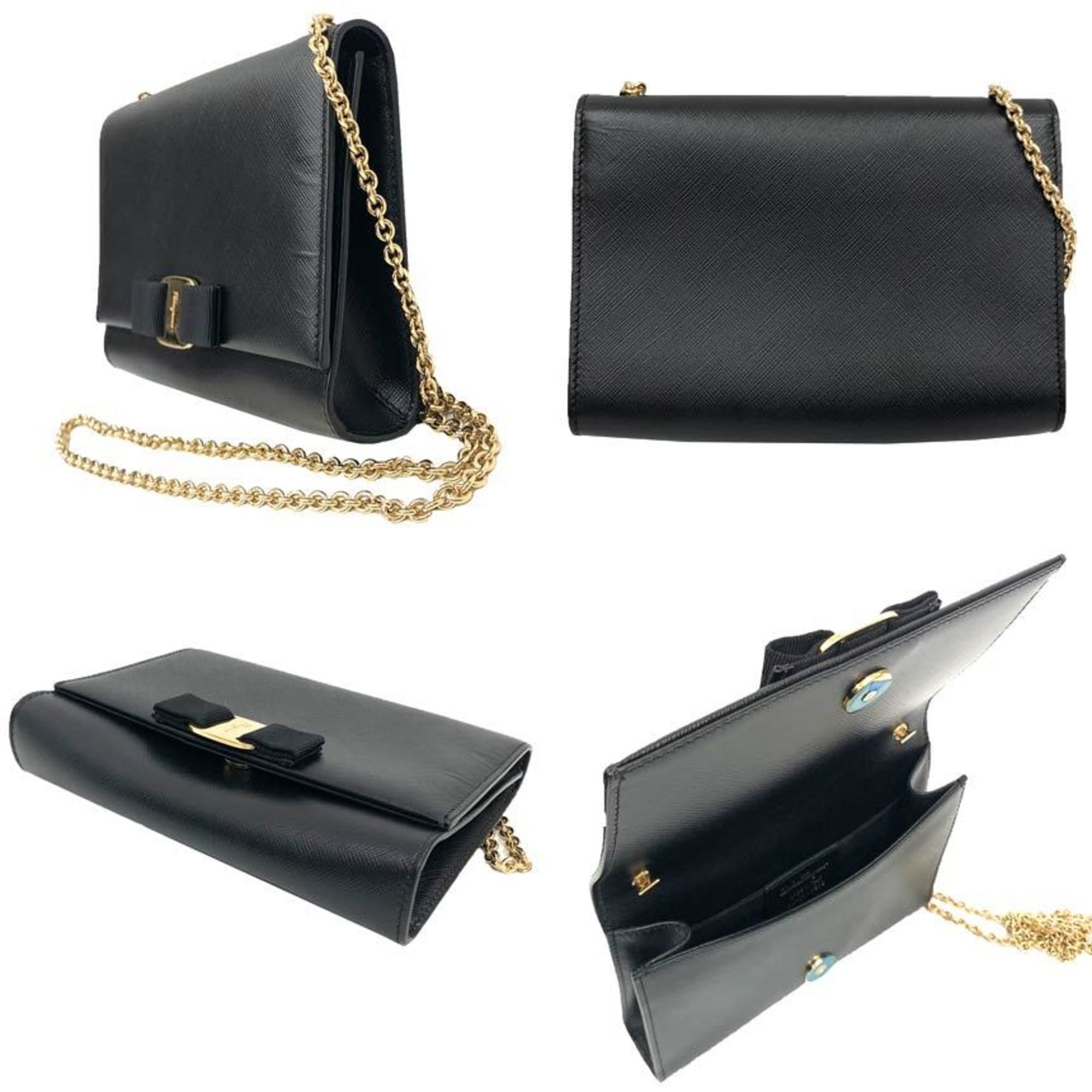 Salvatore Ferragamo Black Leather Pochette Shoulder Bag (Pre-Owned)