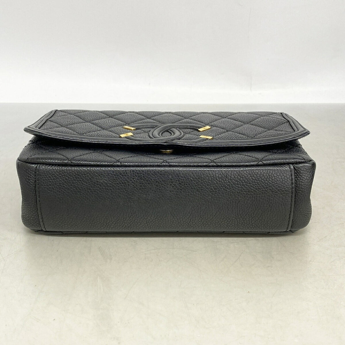 Chanel Black Grained Calfskin Shoulder Bag (Pre-Owned)