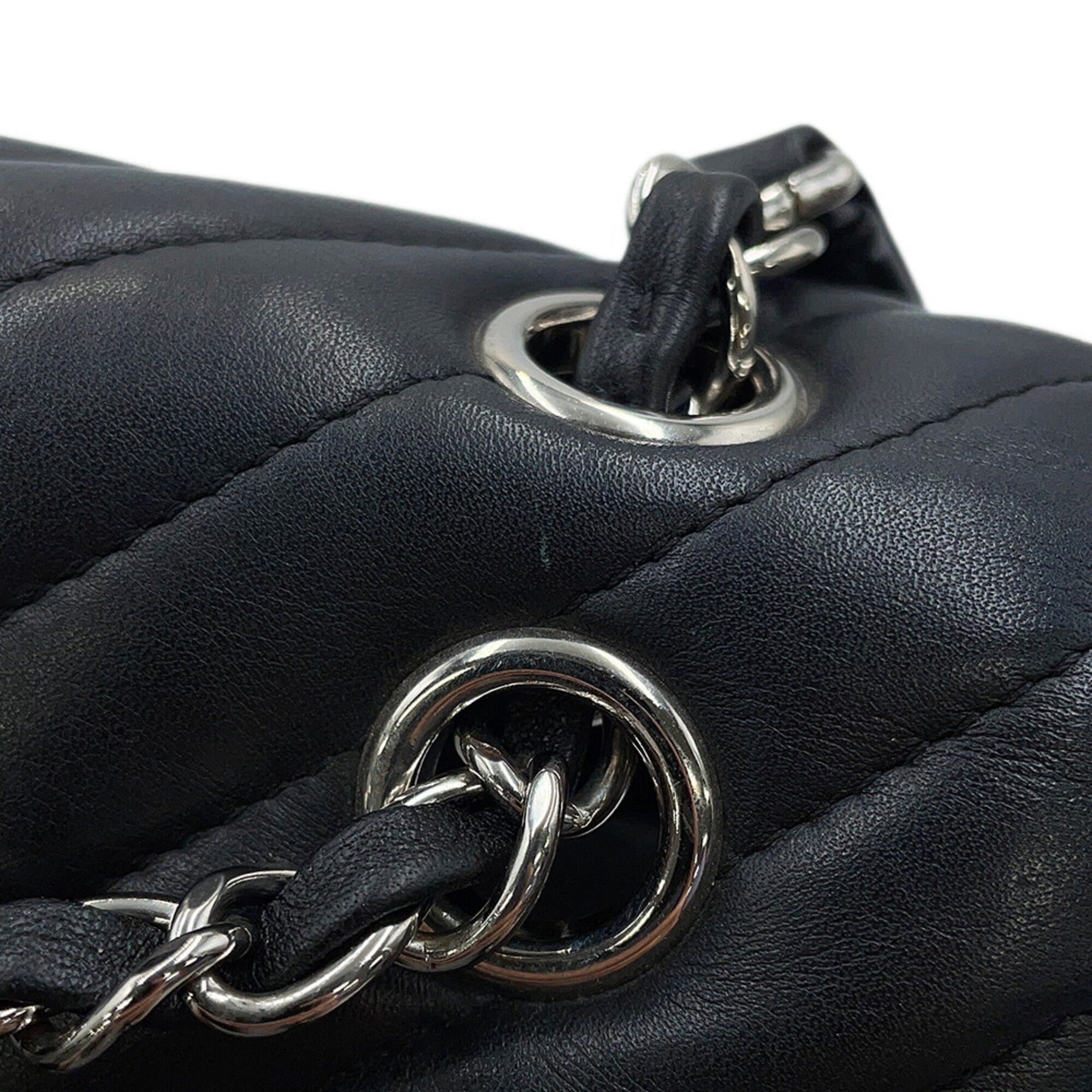 Chanel Black Leather Backpack Handbag (Pre-Owned)