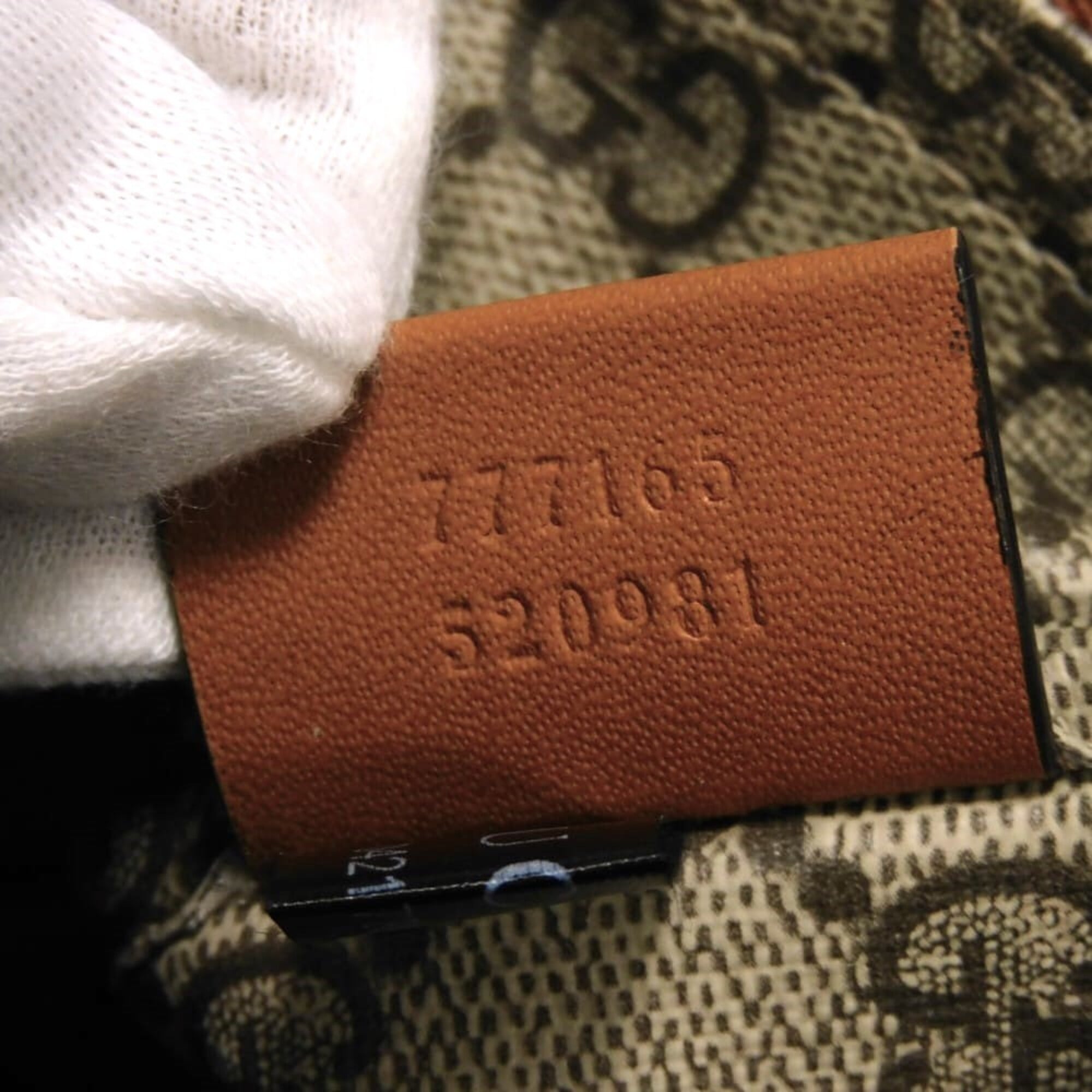 Gucci Beige Linen Clutch Bag Pouch (Pre-Owned)