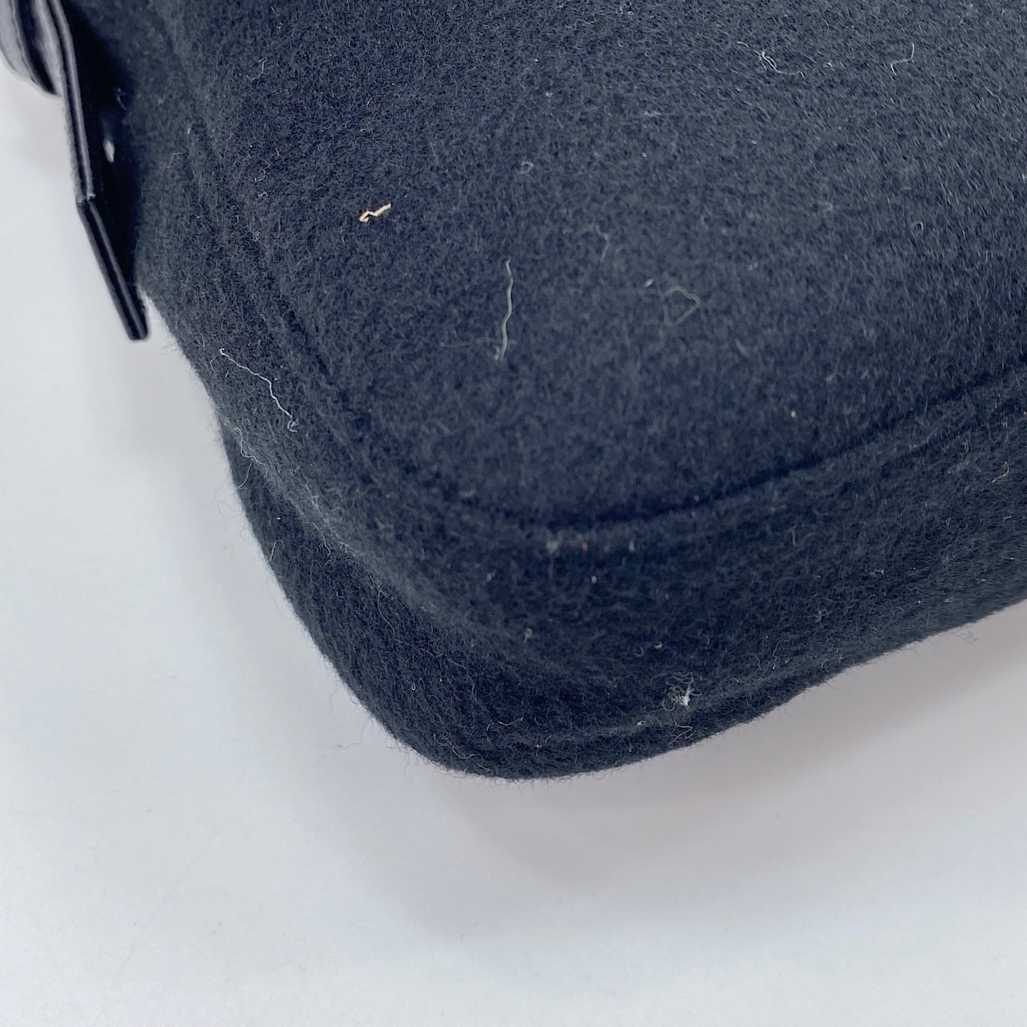 Fendi Black Shoulder Bag (Pre-Owned)