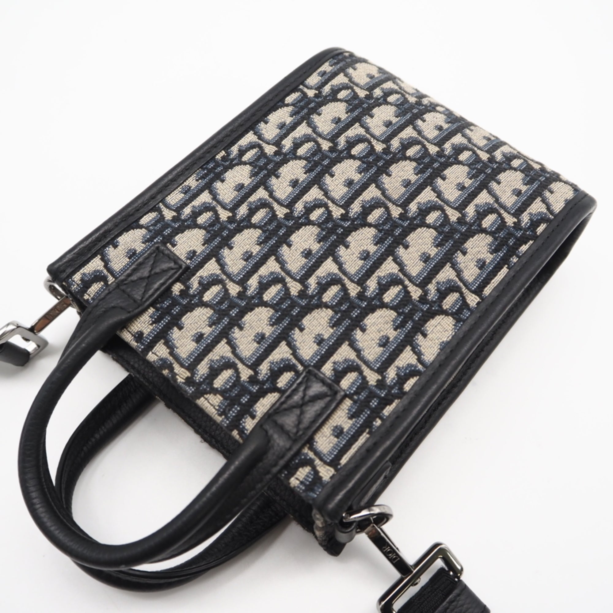 Christian Dior Beige Navy Canvas Leather Shoulder Bag (Pre-Owned)