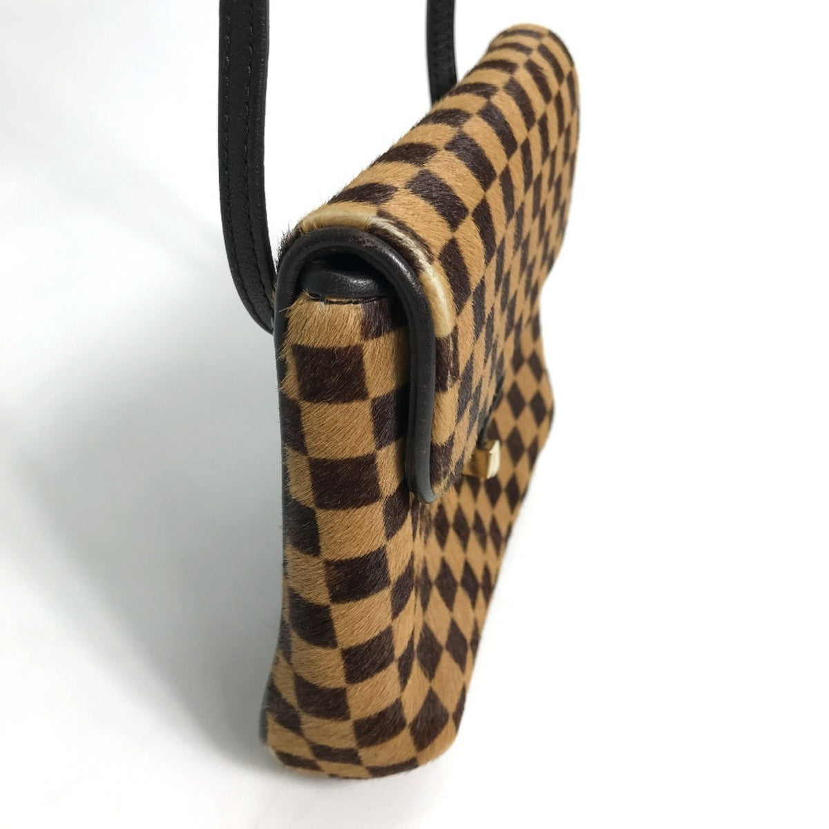 Louis Vuitton Brown Leather Pochette Shoulder Bag (Pre-Owned)
