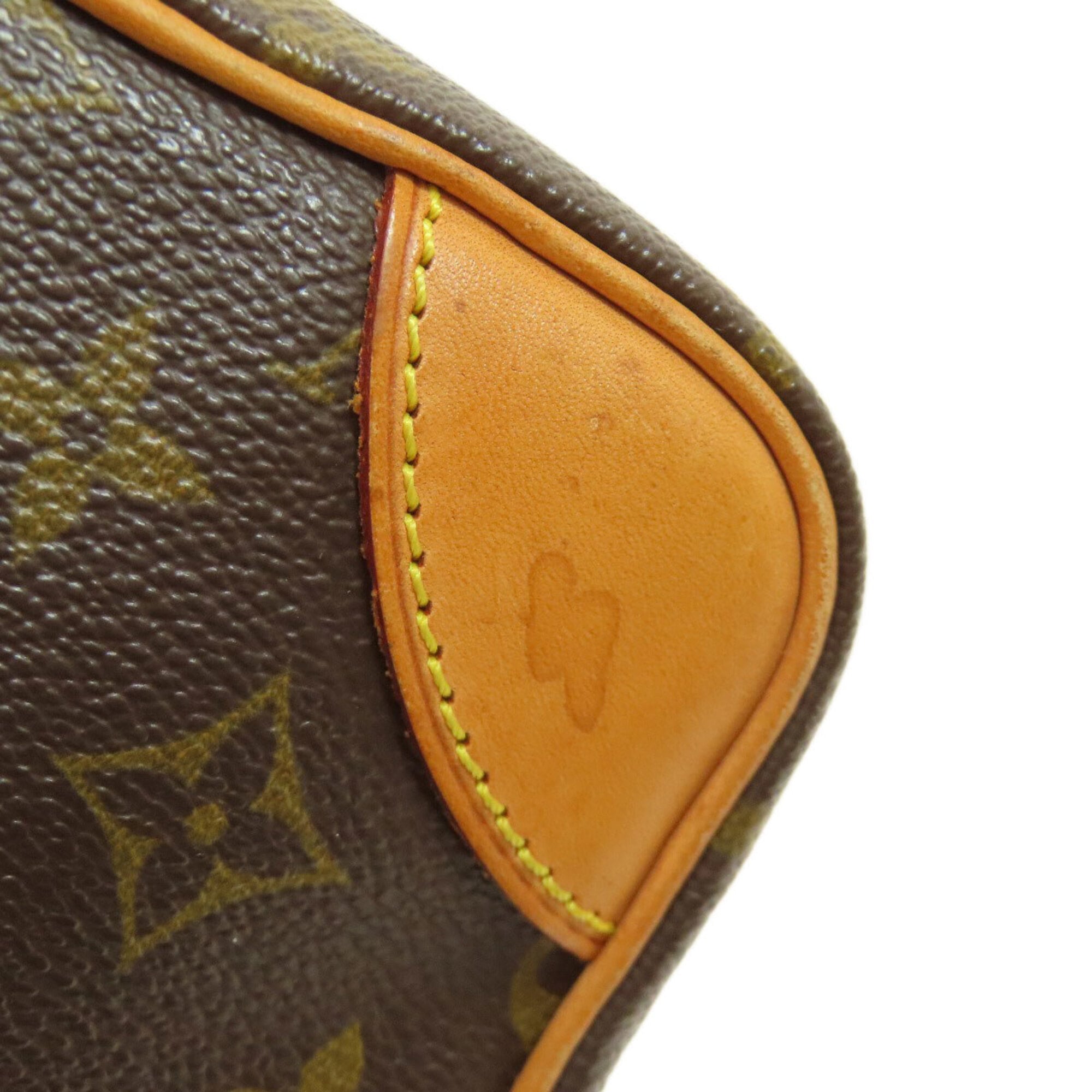 Louis Vuitton Monogram Monogram Shoulder Bag (Pre-Owned)