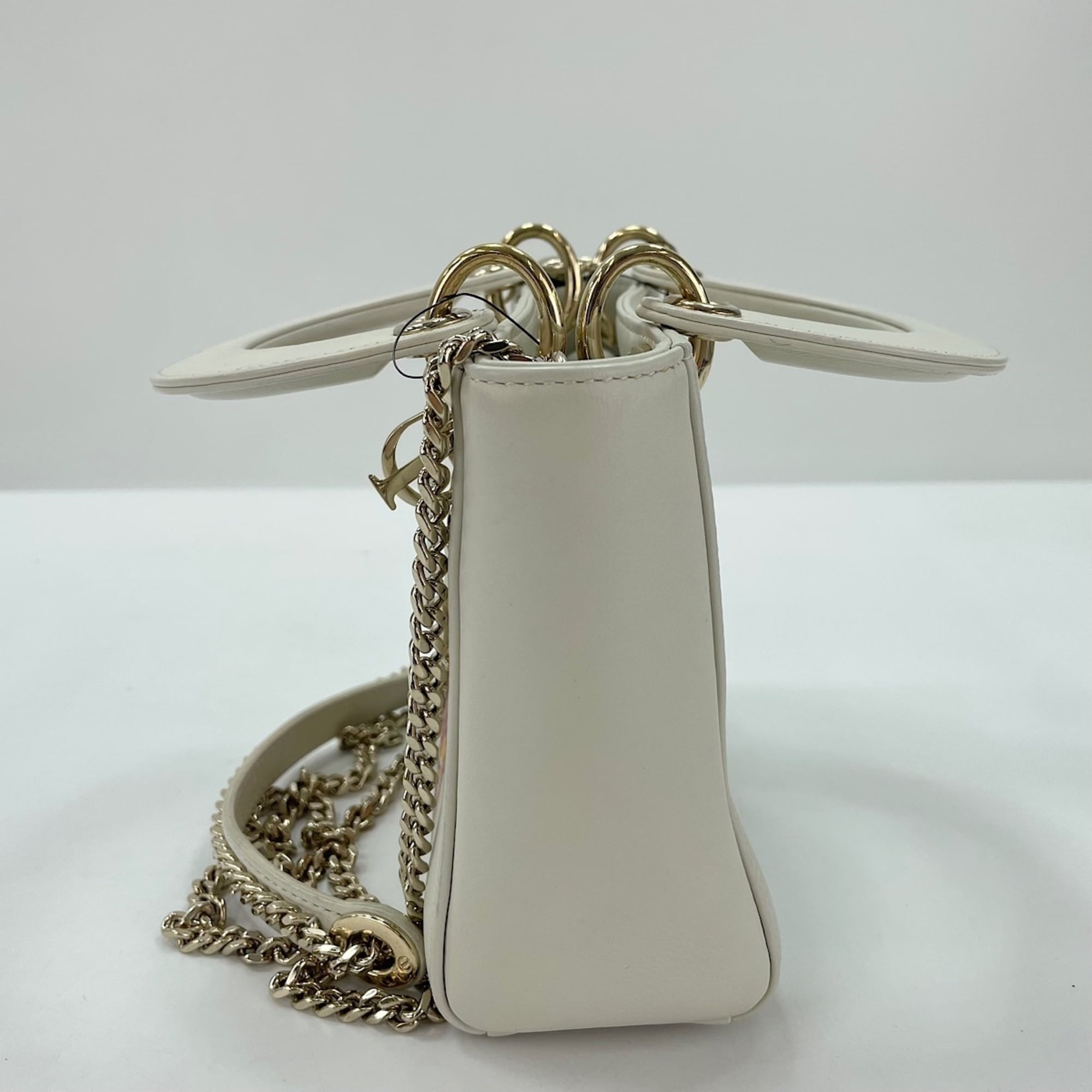 Christian Dior Lady Dior White Handbag Shoulder Bag (Pre-Owned)