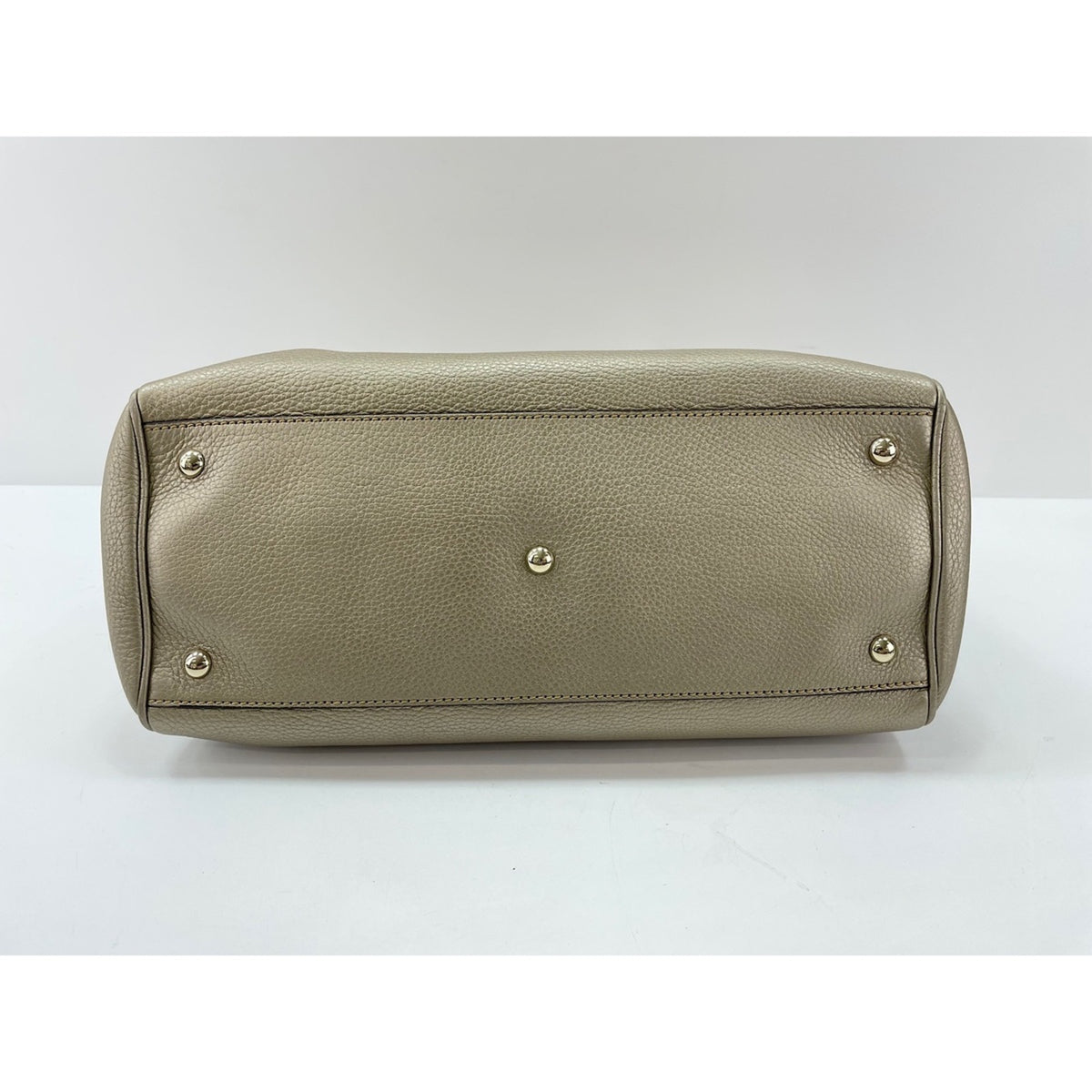 Gucci Gold Handbag (Pre-Owned)