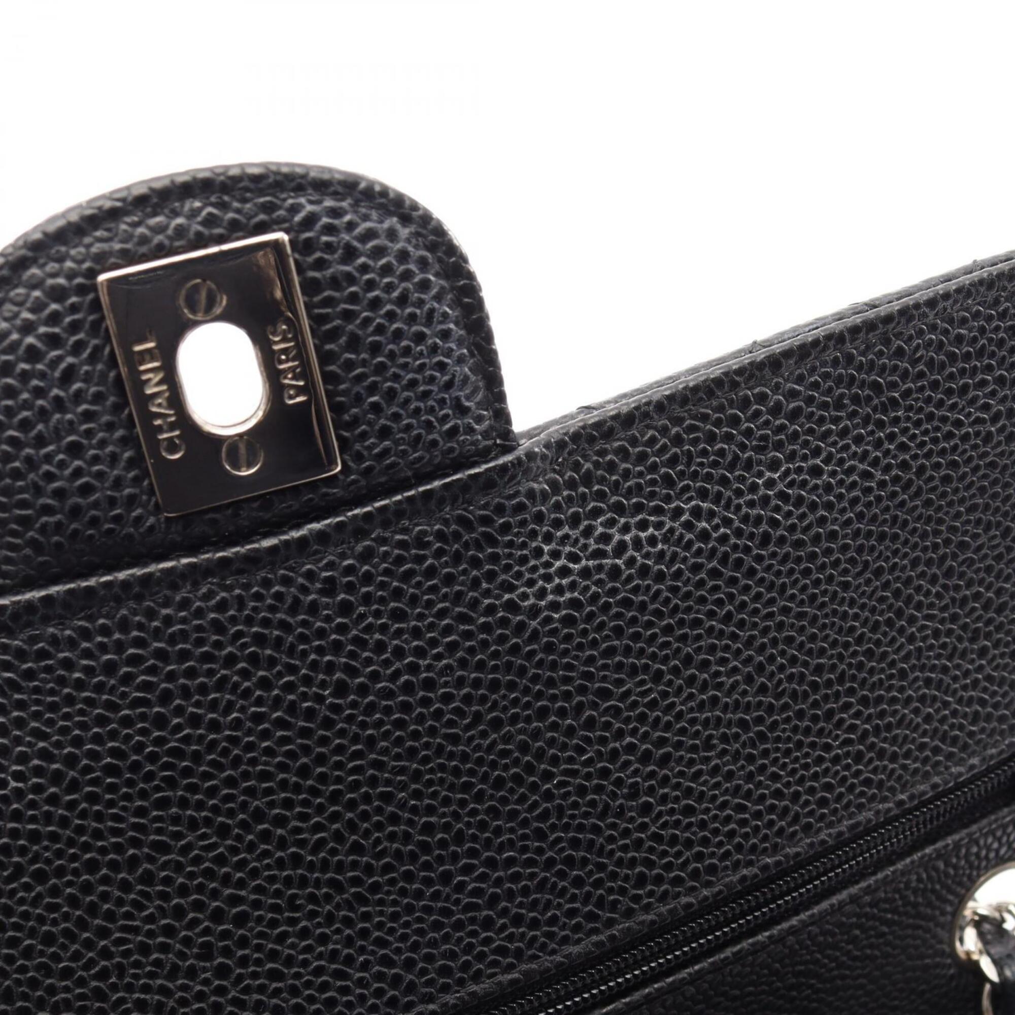Chanel Black Grained Calfskin Handbag Shoulder Bag (Pre-Owned)